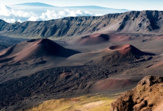 brown and red sand