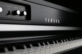 close up photography of black Yamaha piano