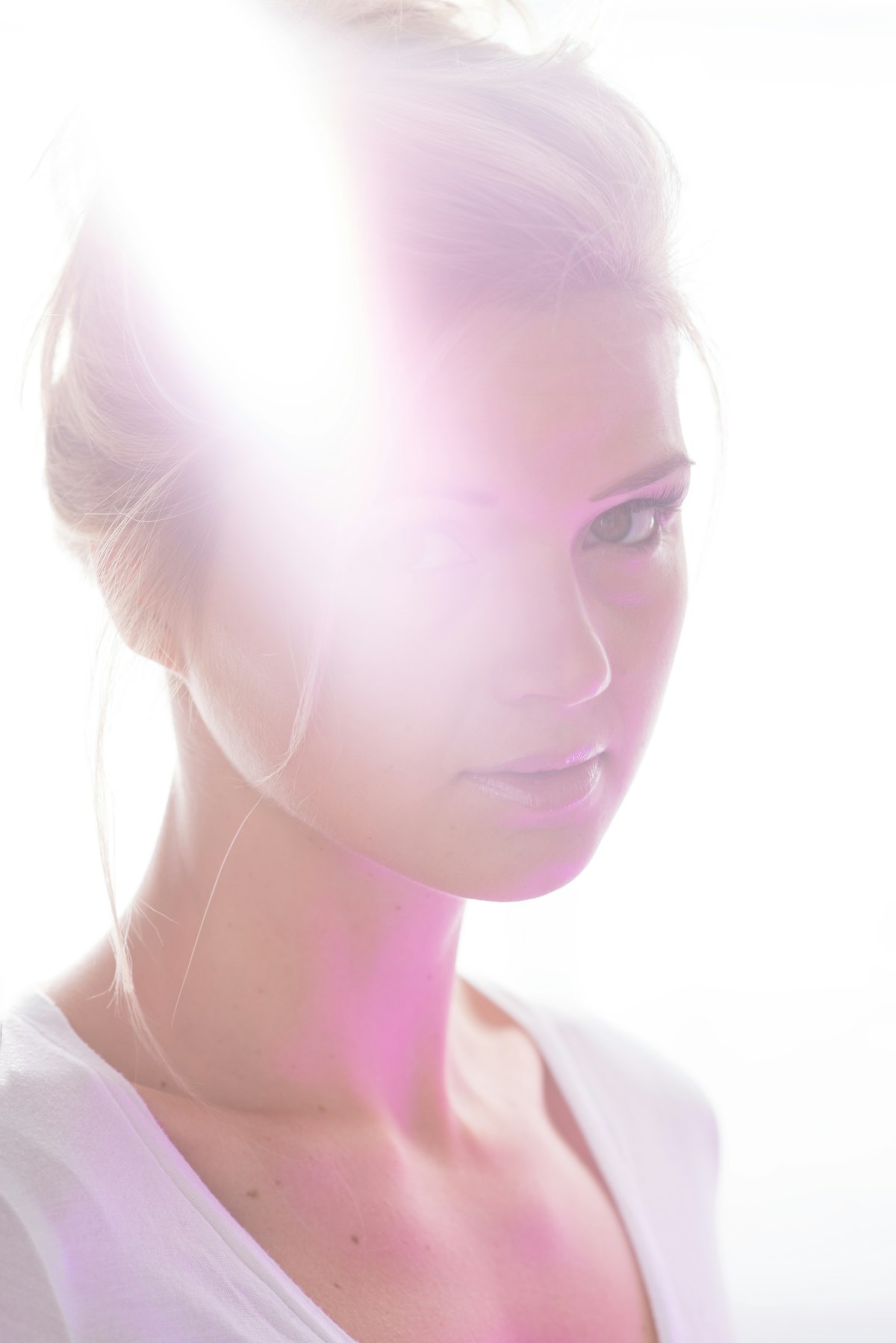 Heal Your Skin With These Best Light Therapy Wands!
