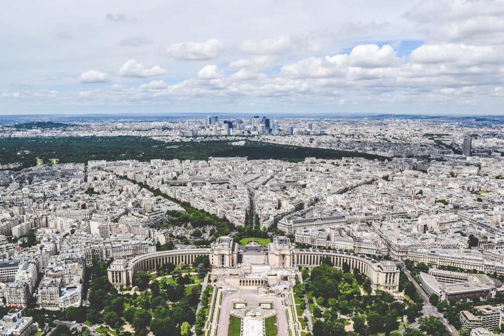 Photographie aérienne de la ville