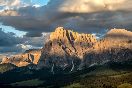 panoramic photography of bugatte in Alpe di Siusi Italy