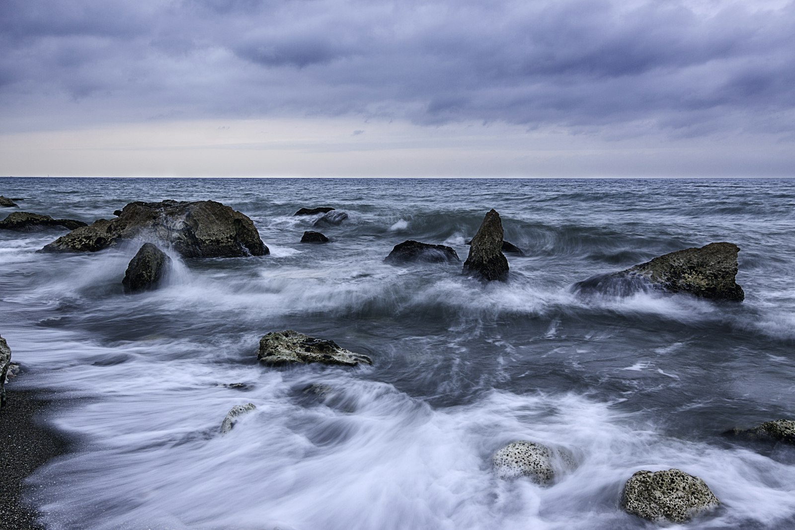 Canon EOS 50D + Tokina AT-X Pro 12-24mm F4 (IF) DX sample photo. Photo of a dancing photography