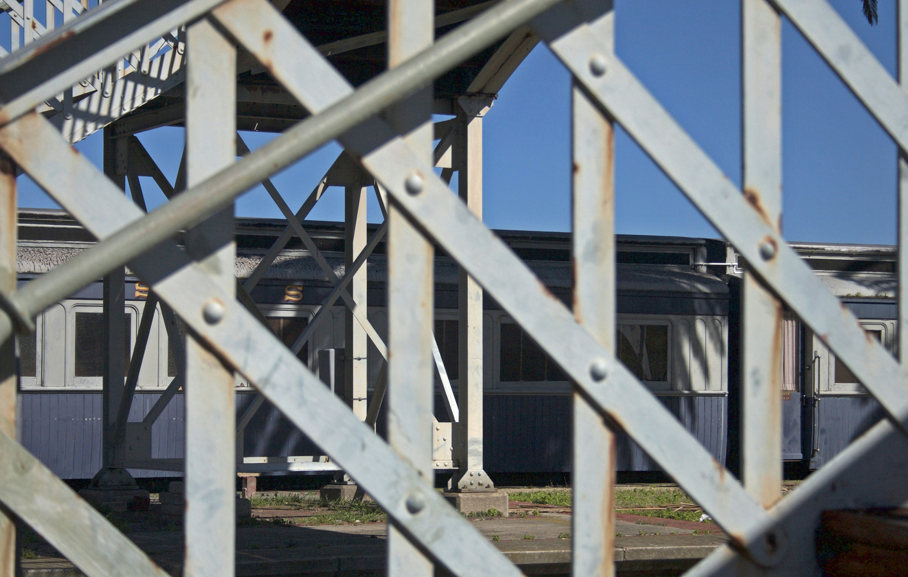 Free Unsplash photo from Martin Hatchuel