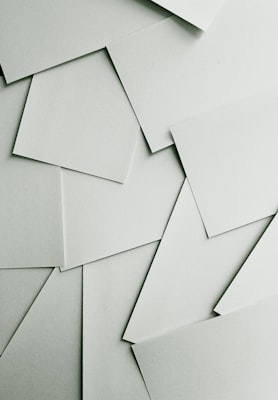 Robot gripper tiếp xúc với vật thể -- bài toán cơ bản của manipulation