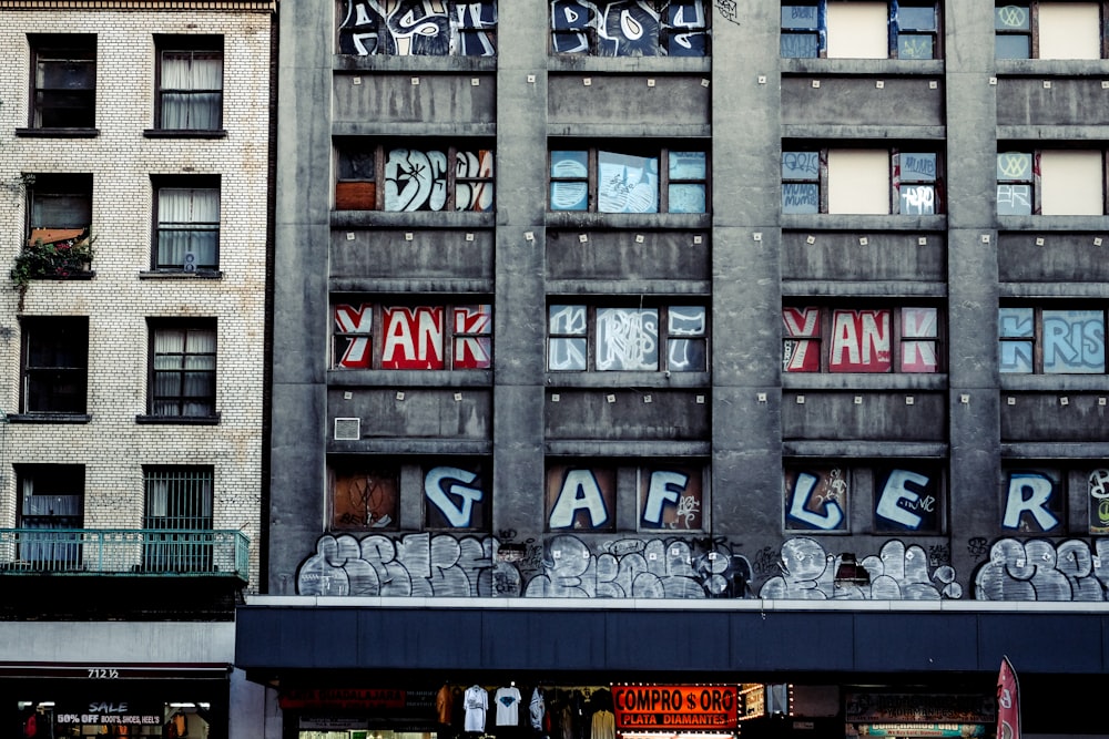 close shot of gray concrete building