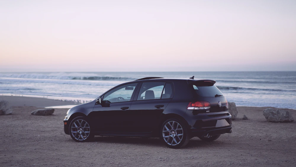 Volkswagen Golf (2023) — photo 3