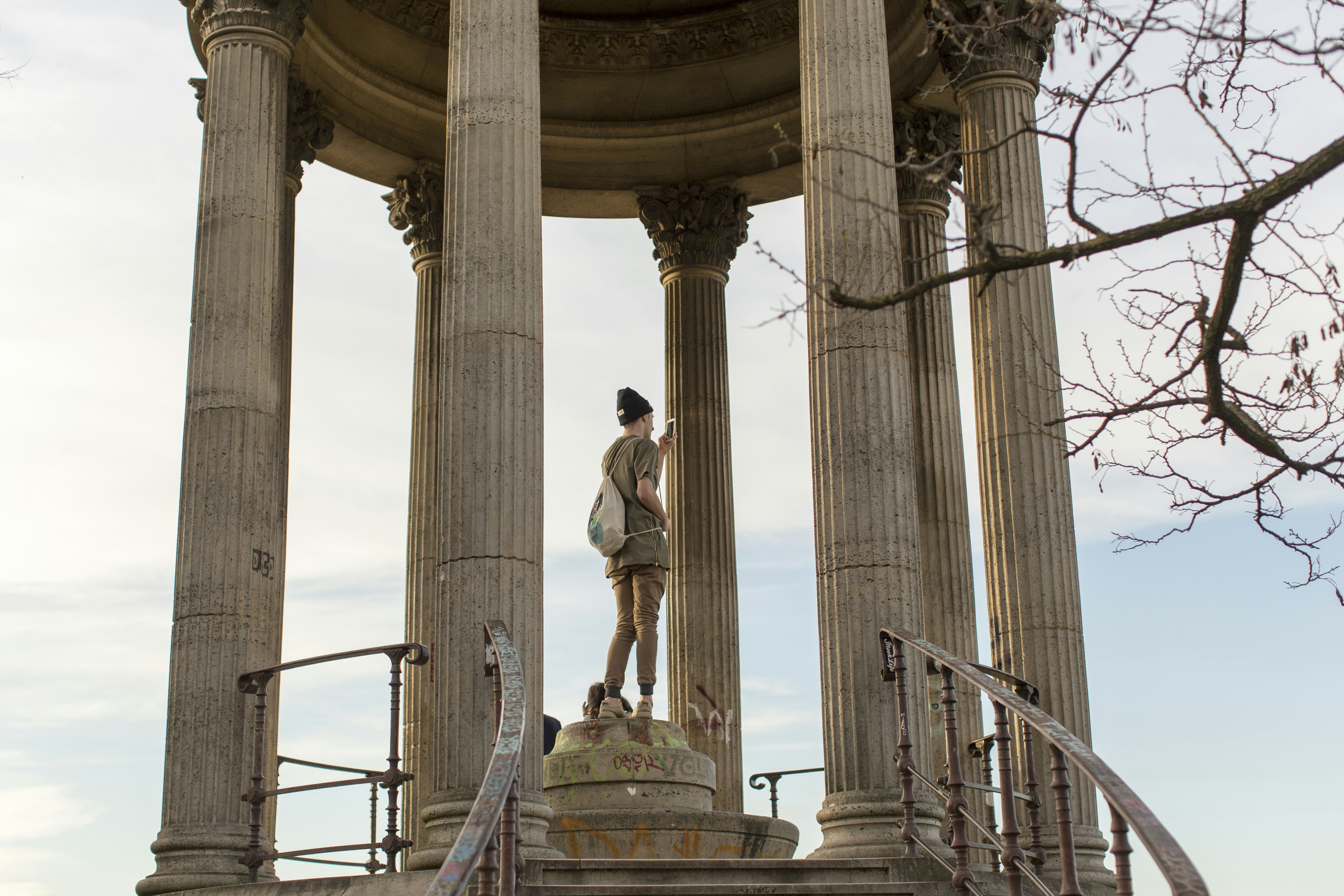 Free Unsplash photo from Scott Mixer