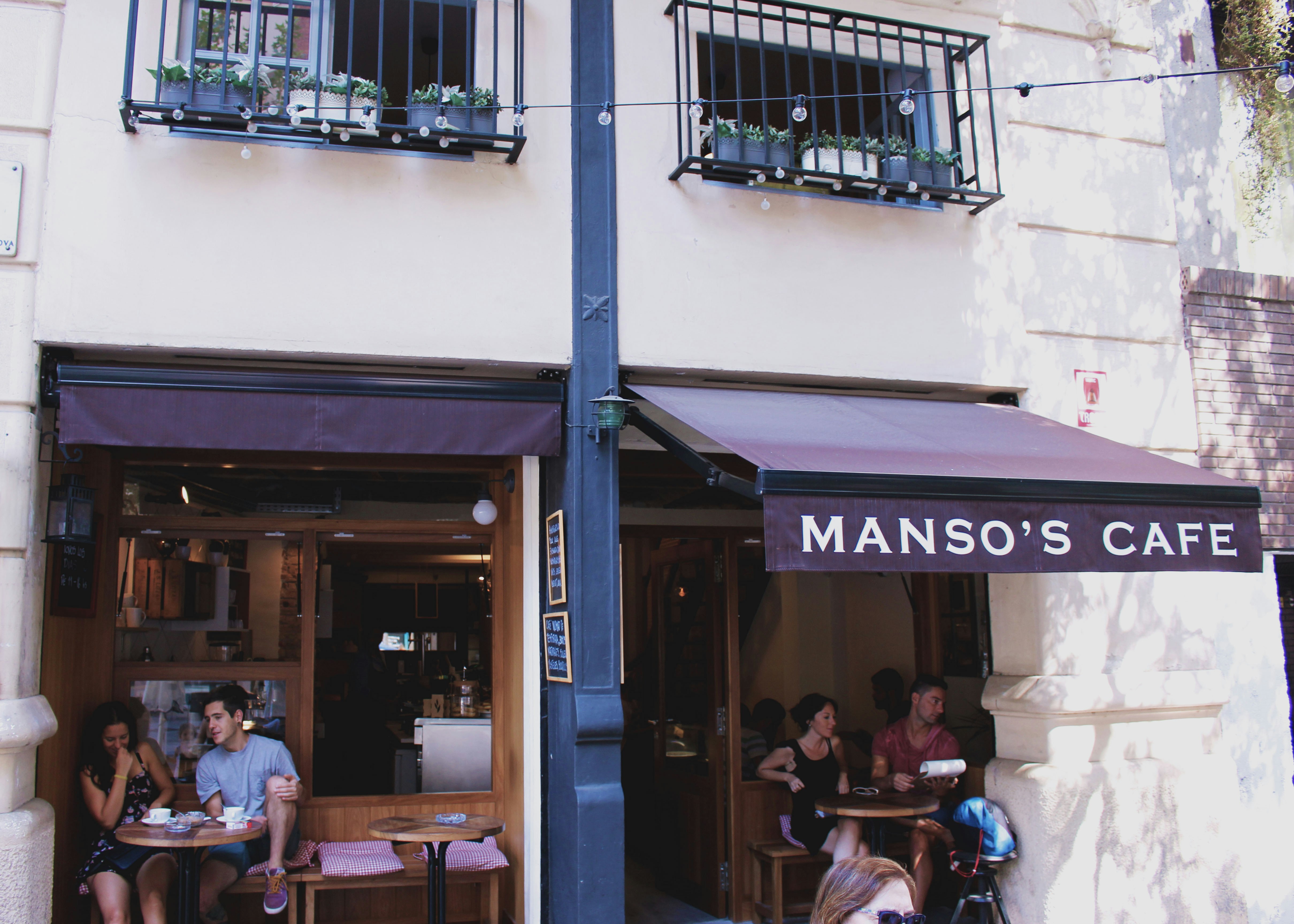 Free Unsplash photo from Luca Petolillo