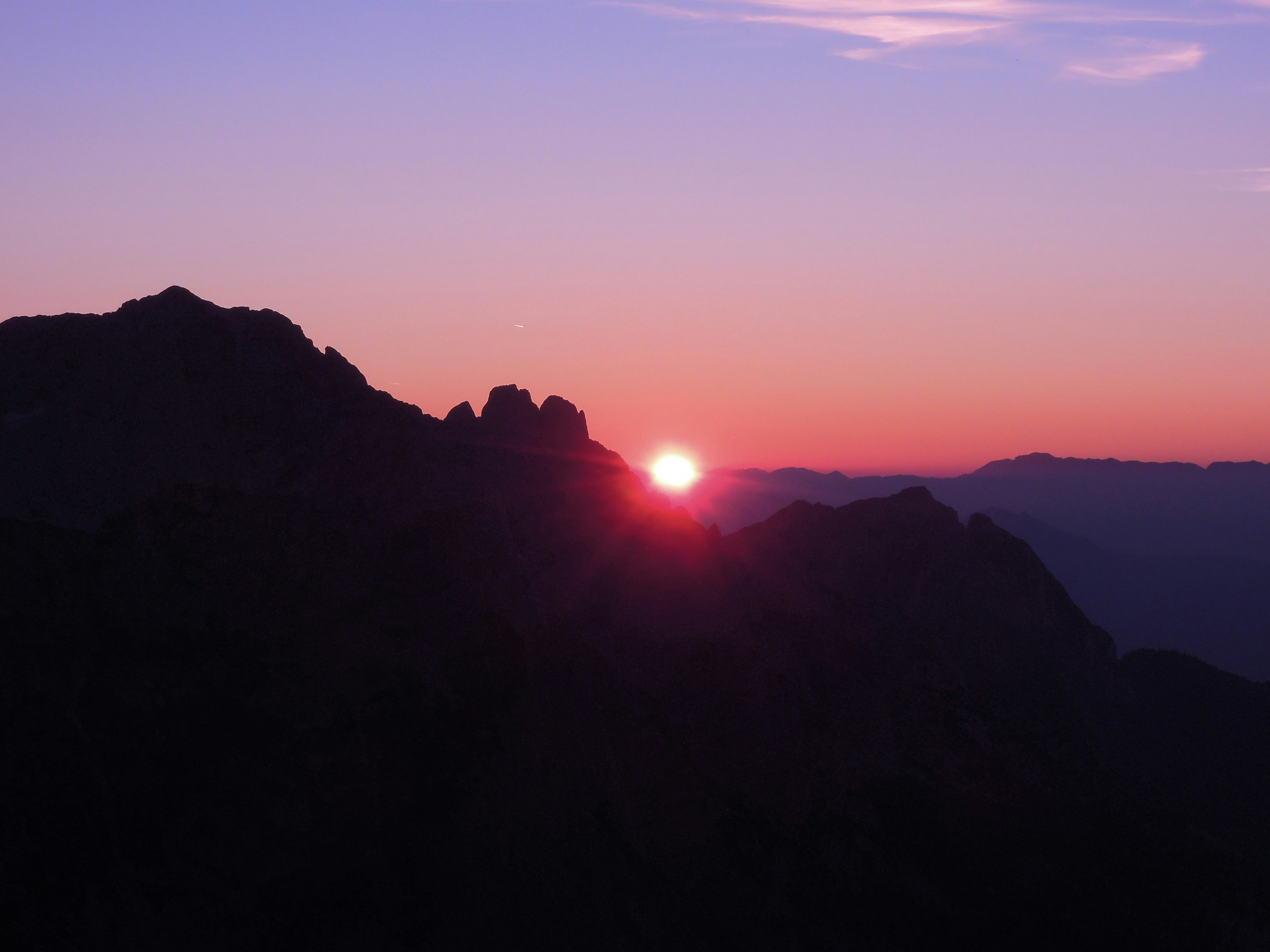 Free Unsplash photo from Raja Gumienny