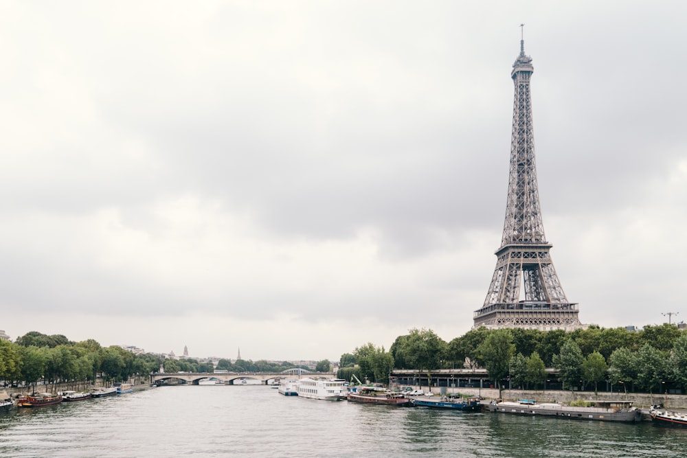 Torre Eiffel, Parigi