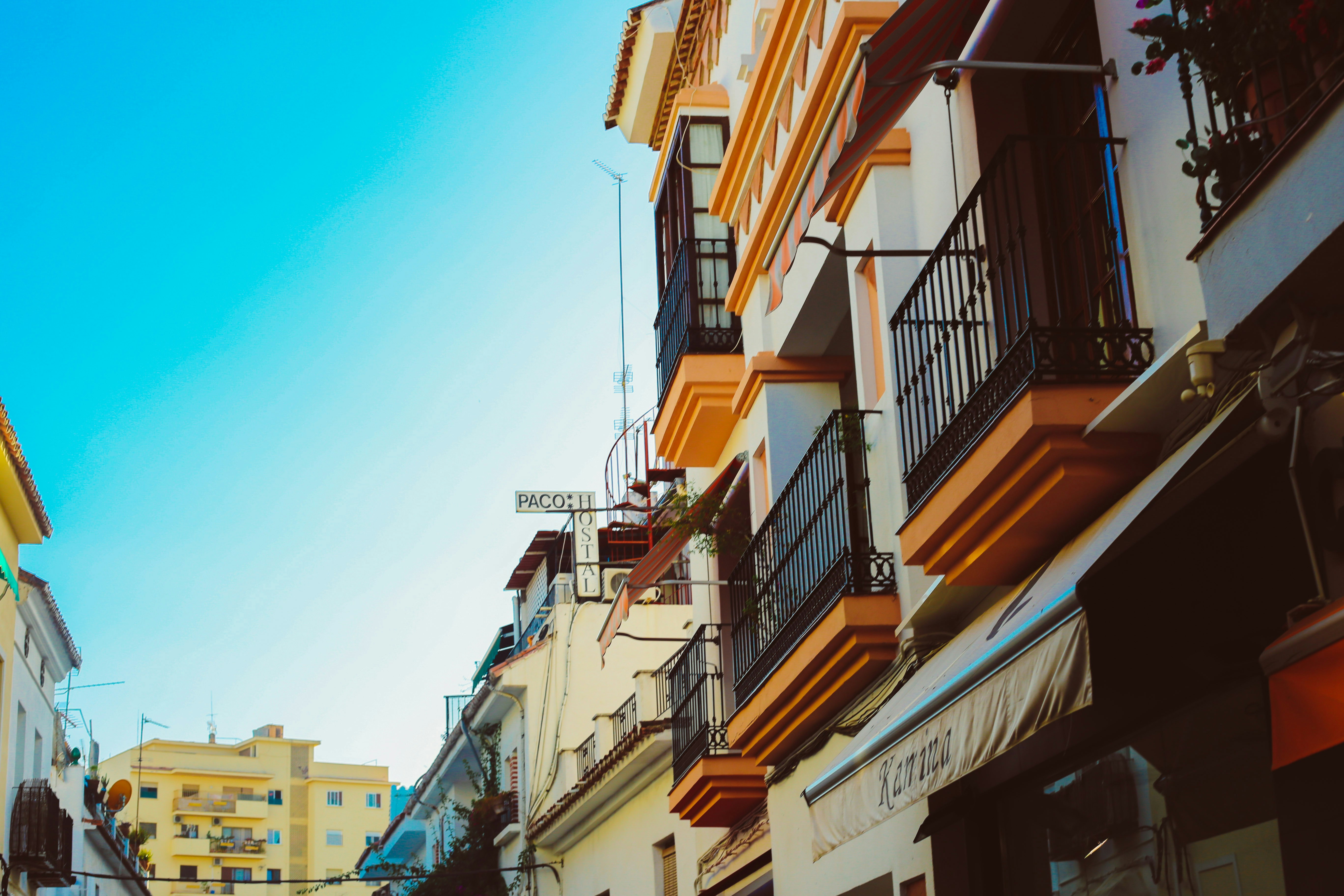 Free Unsplash photo from Romain Allemann