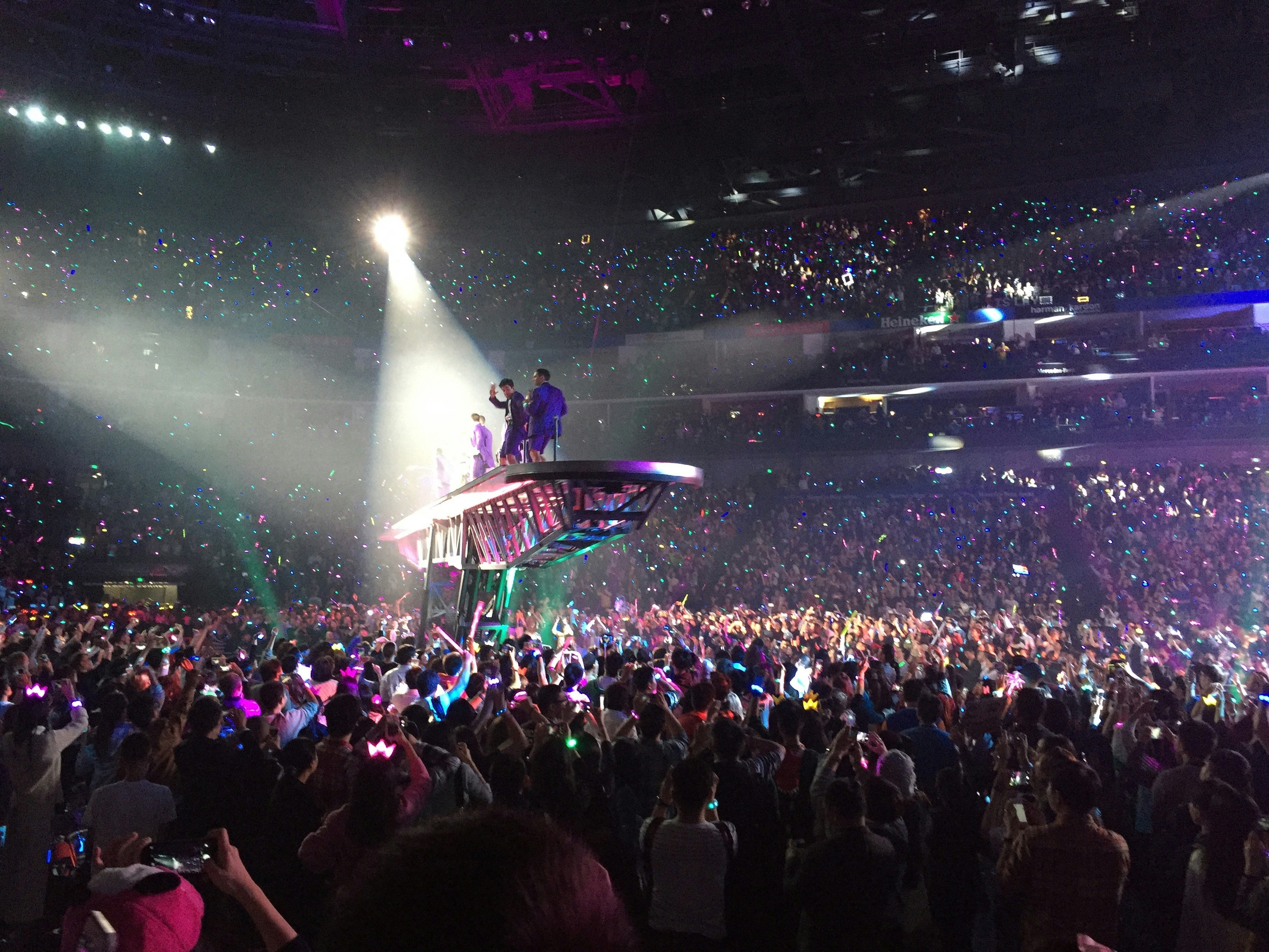 Free Unsplash photo from Tina Lu