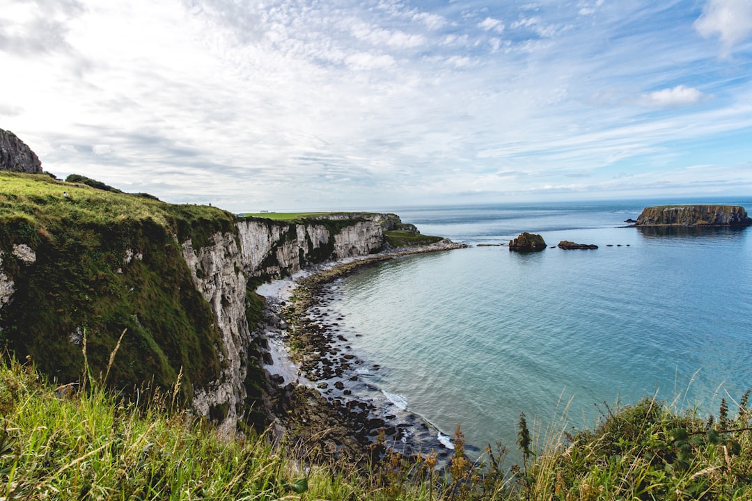 travelers stories about Cliff in Northern Ireland, United Kingdom