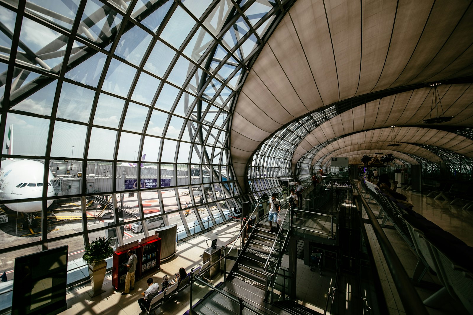 Canon EOS 6D + Sigma 12-24mm F4.5-5.6 II DG HSM sample photo. People walking and sitting photography