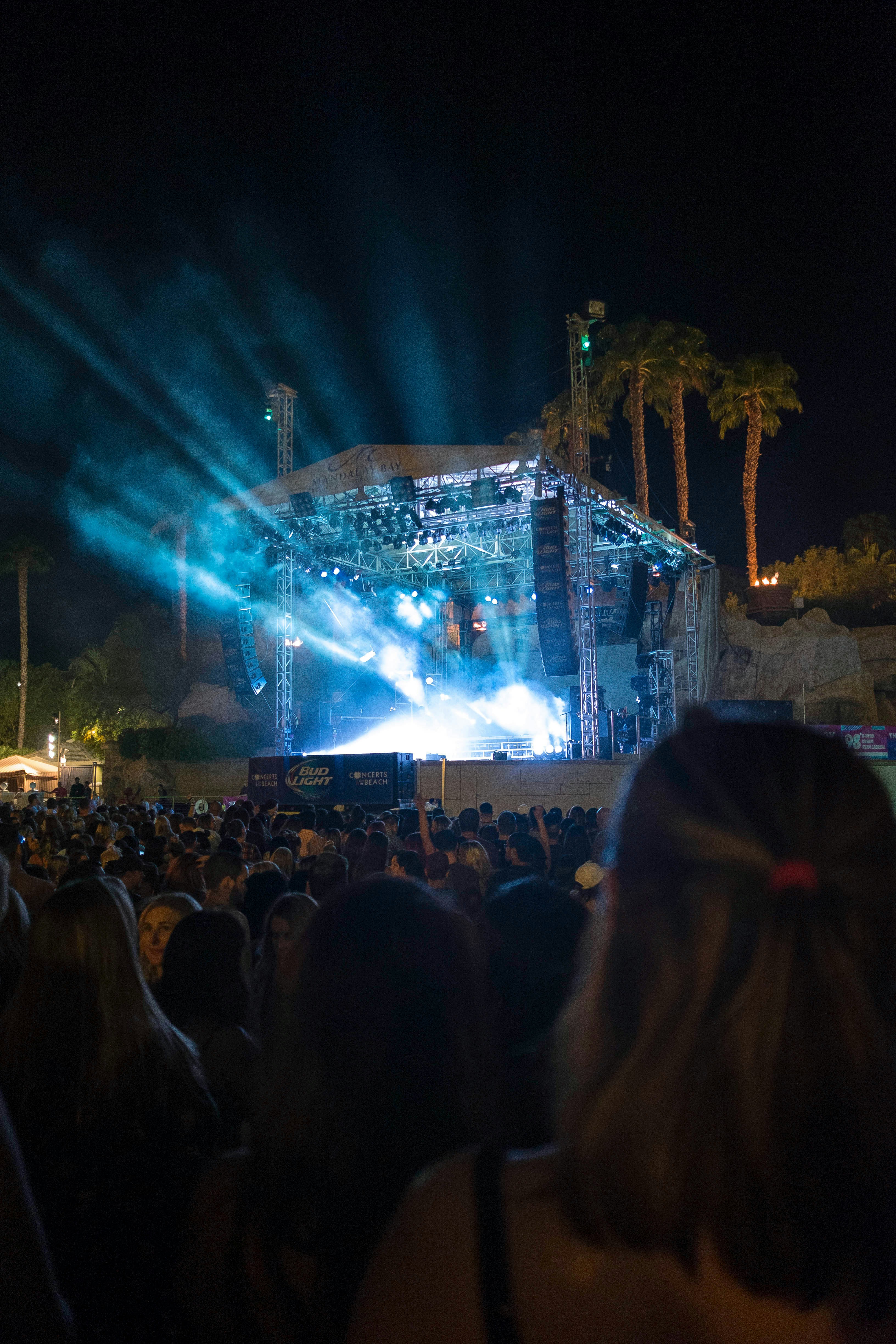 Free Unsplash photo from Crystal Nguyen