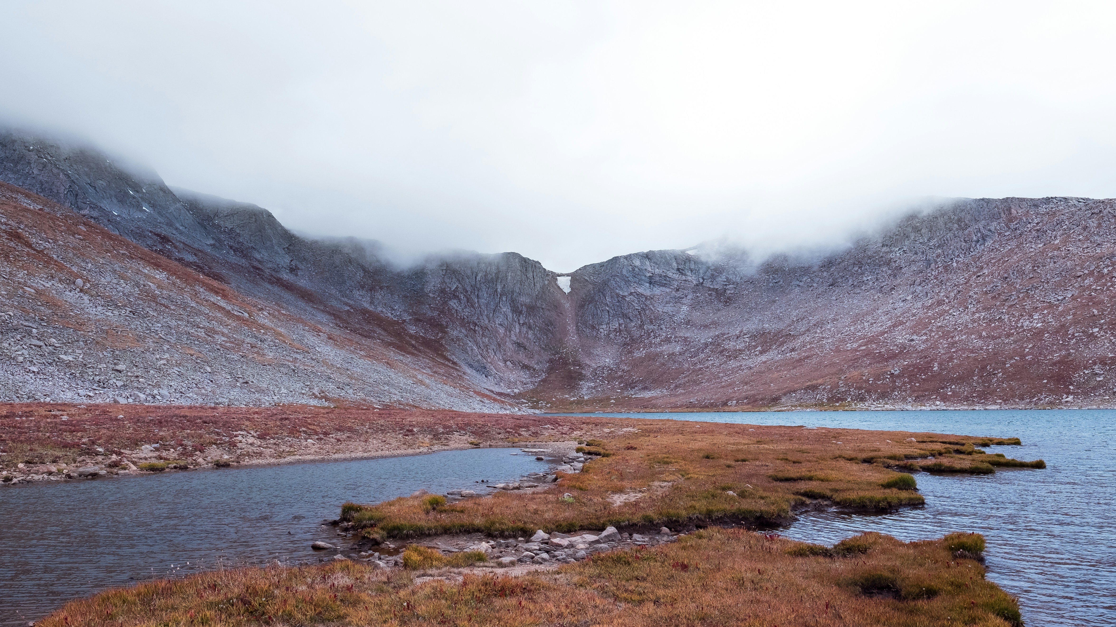 Why Muscle Glycogen Matters More Than Blood Glucose for Performance