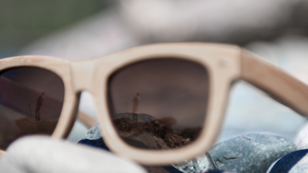 occhiali da sole Wayfarer bianchi