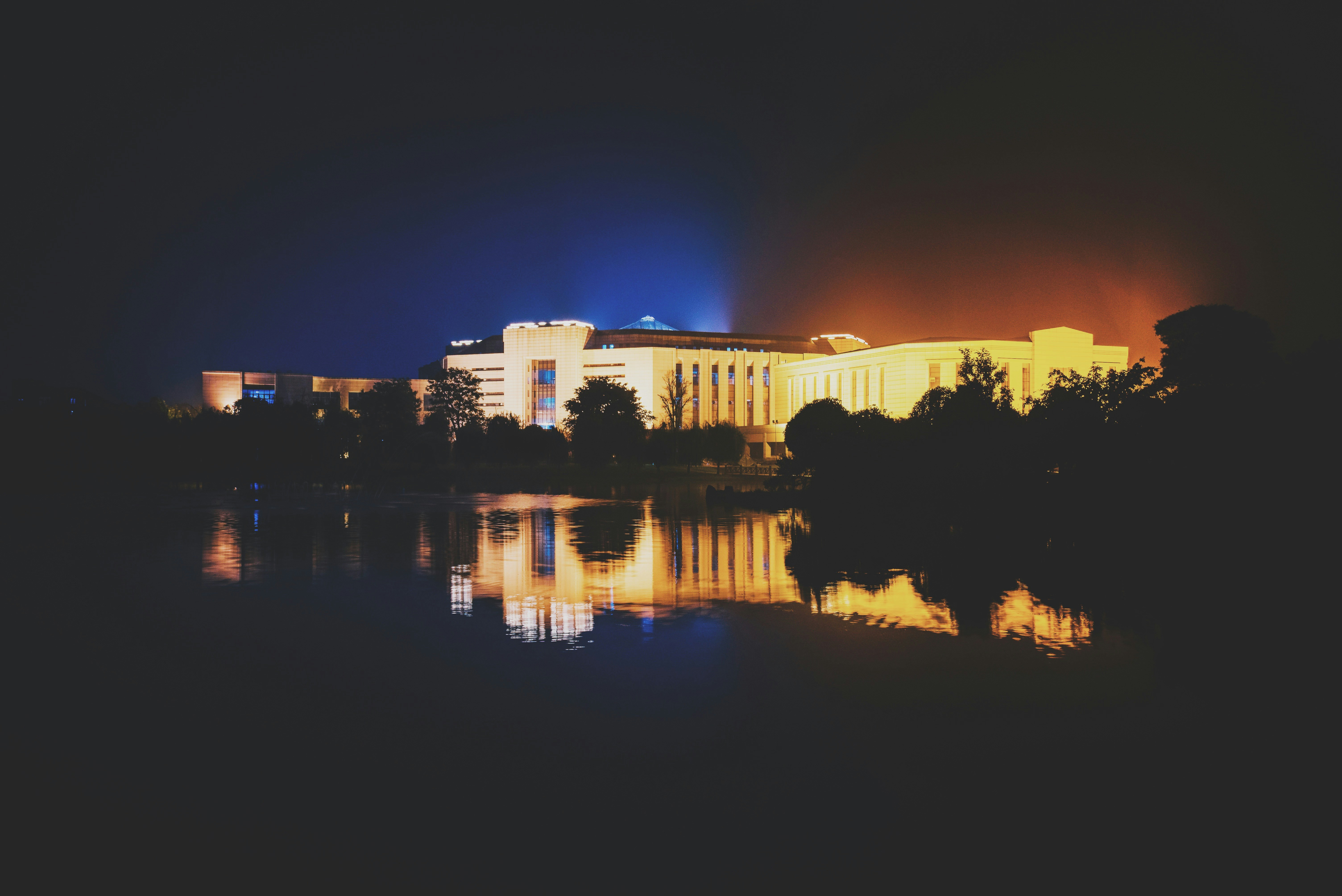 Free Unsplash photo from Eric Yang