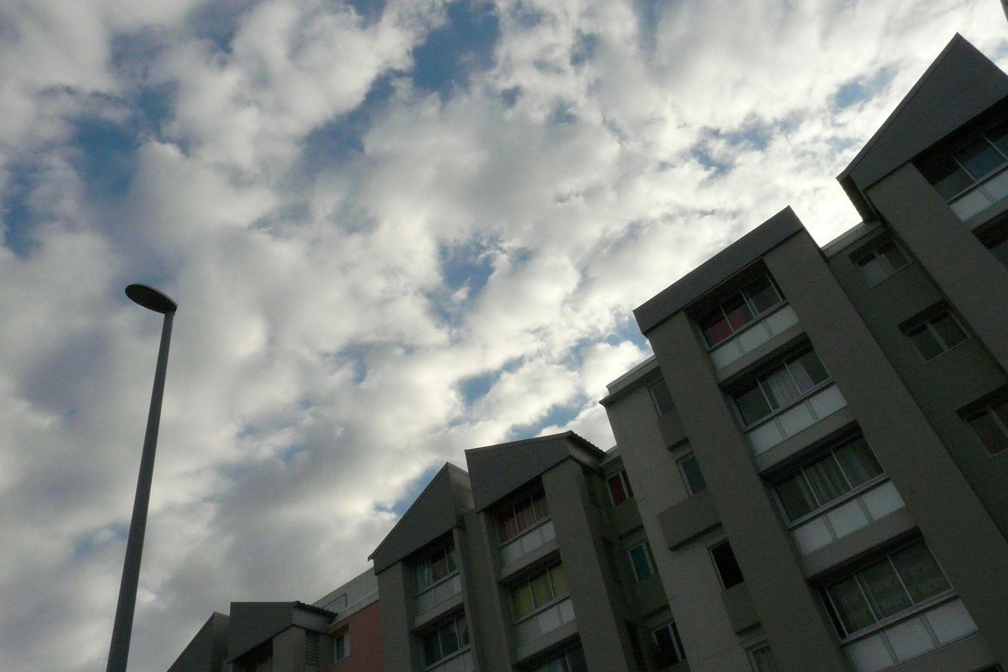 Free Unsplash photo from Robert Emmanuel