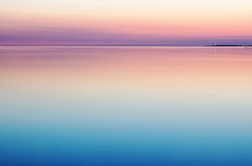 photo of blue and pink sea