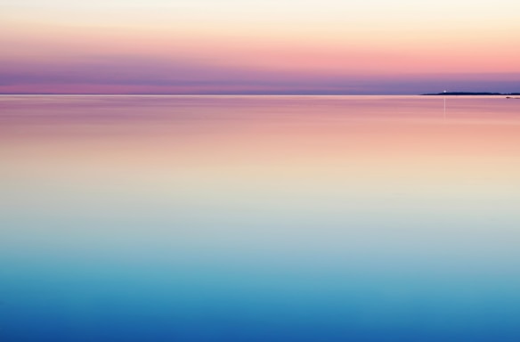 photo of blue and pink sea