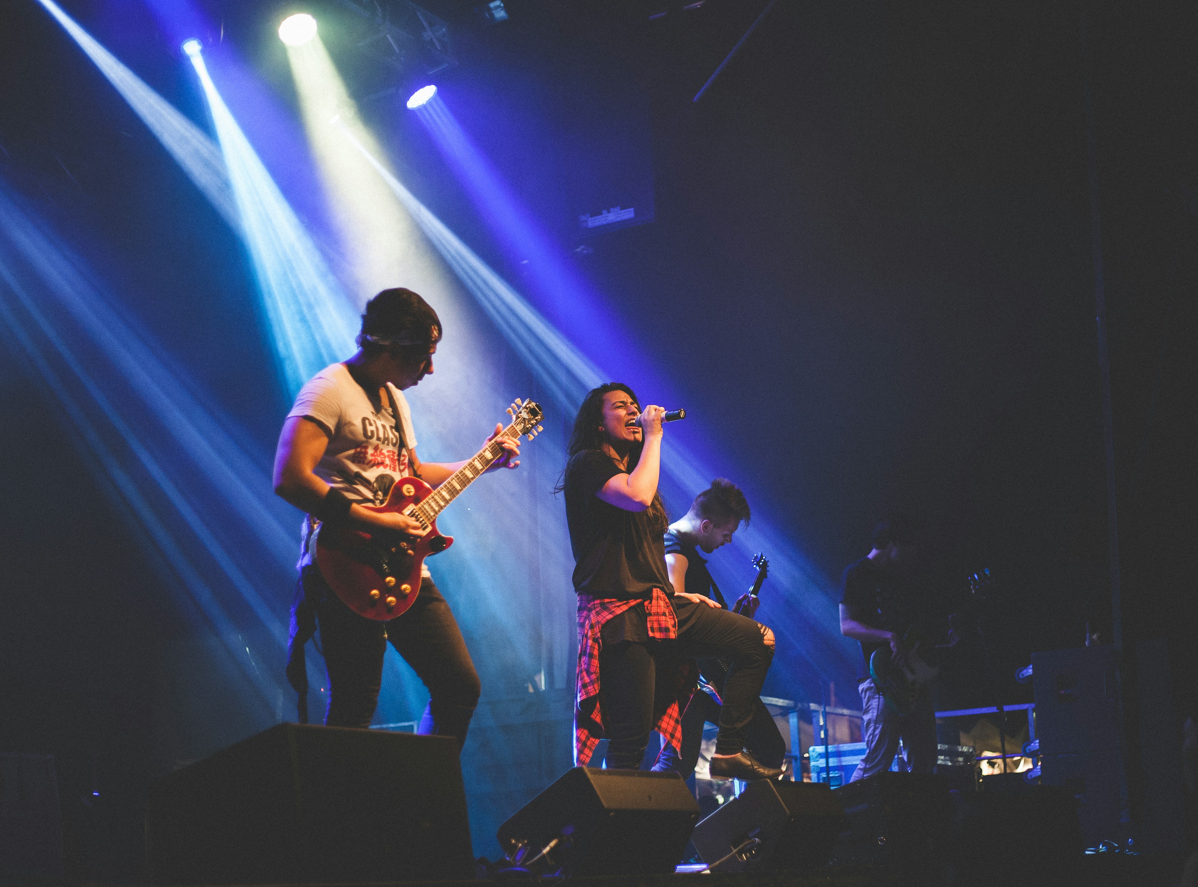 Artifical Intelligence Writes Rock Song
