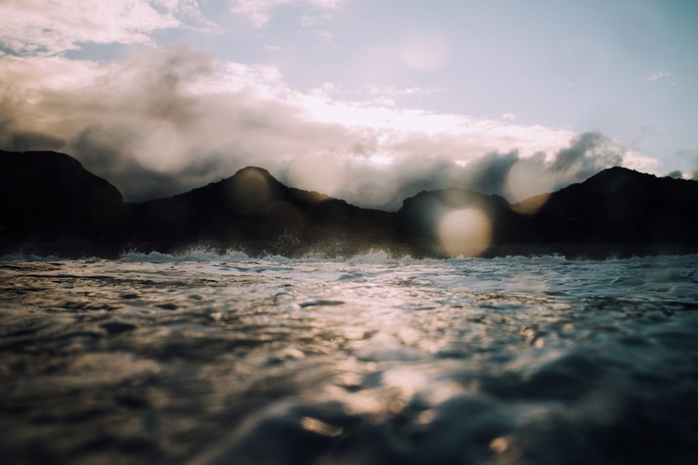 foto de silueta del mar