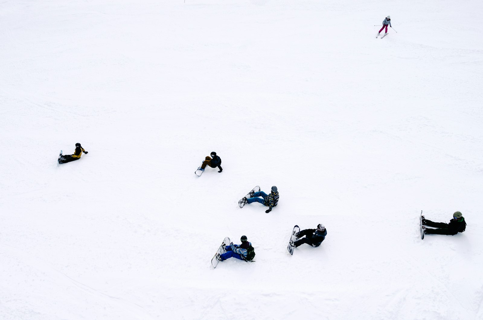 Leica T (Typ 701) + Summicron T 1:2 23 ASPH. sample photo. People playing snowboards photography