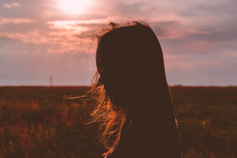 silhouette photo of a woman