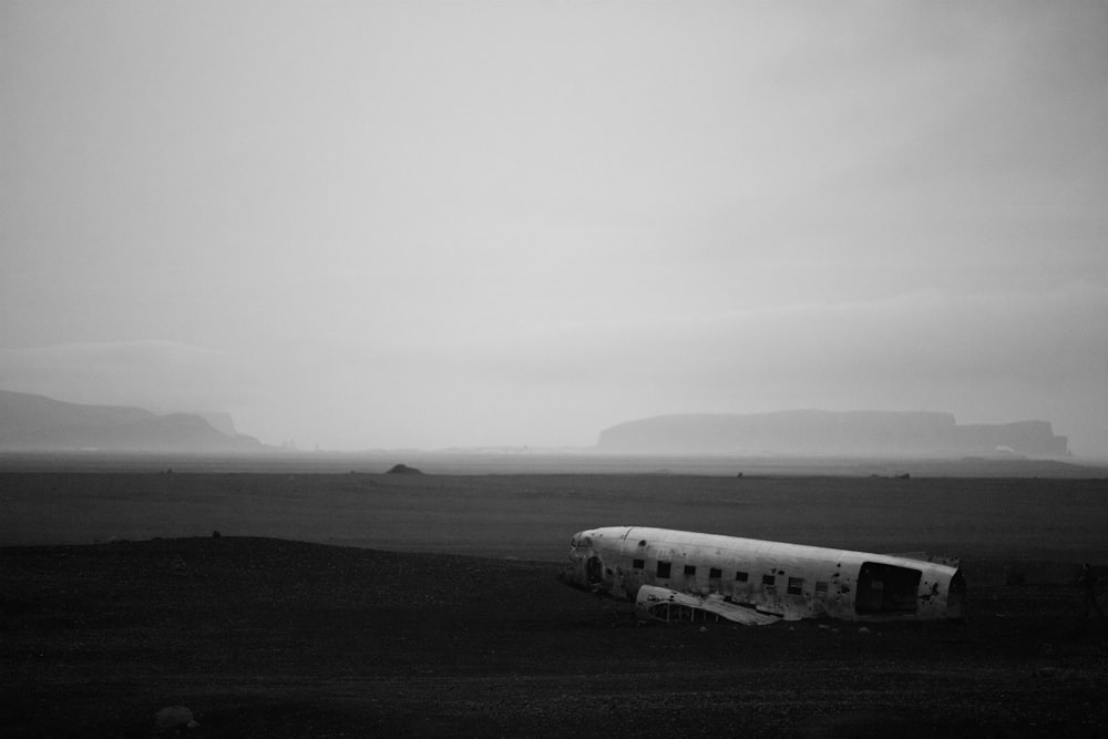 space shuttle on gray horizon