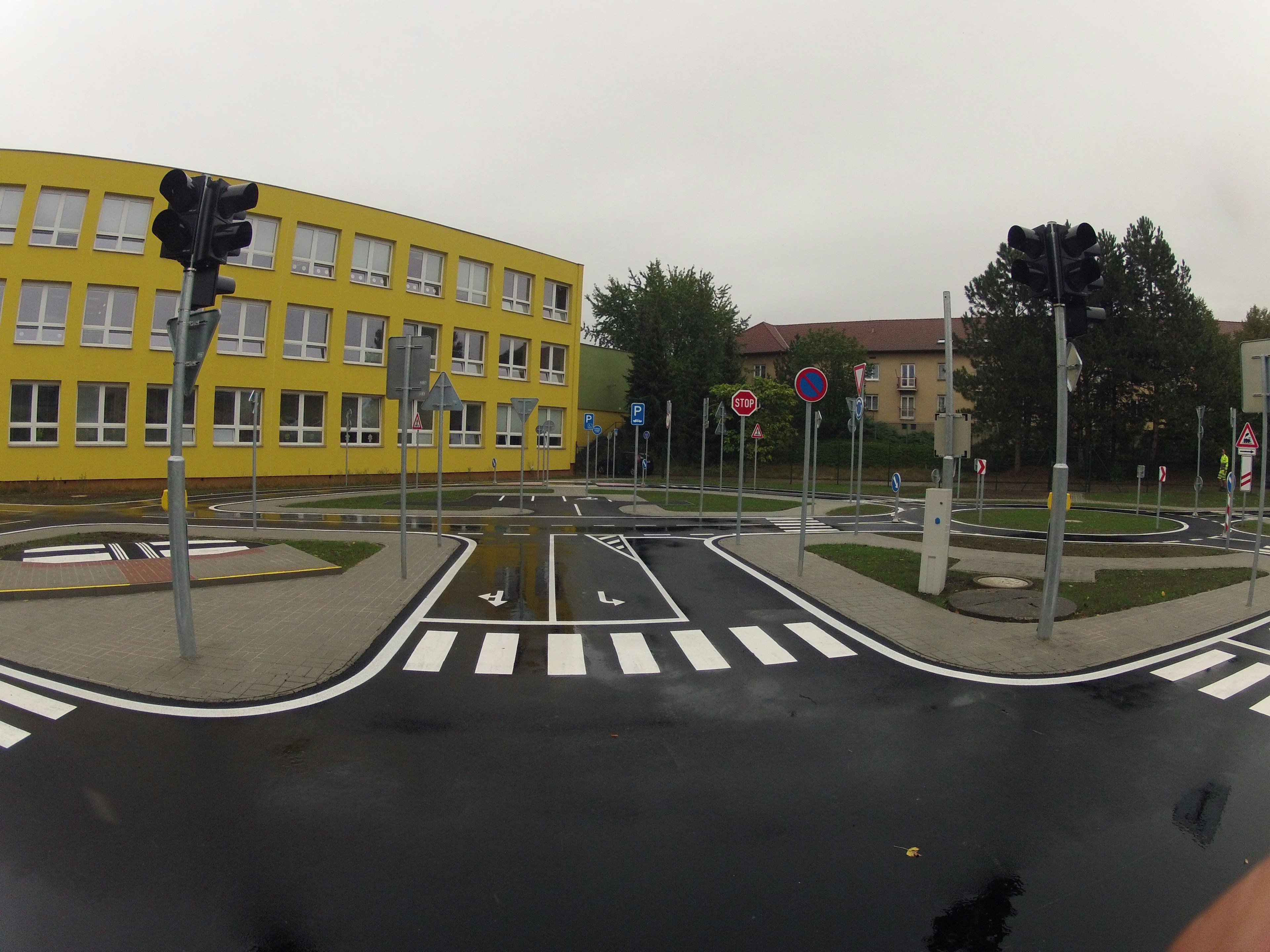 Free Unsplash photo from Milan Lipš