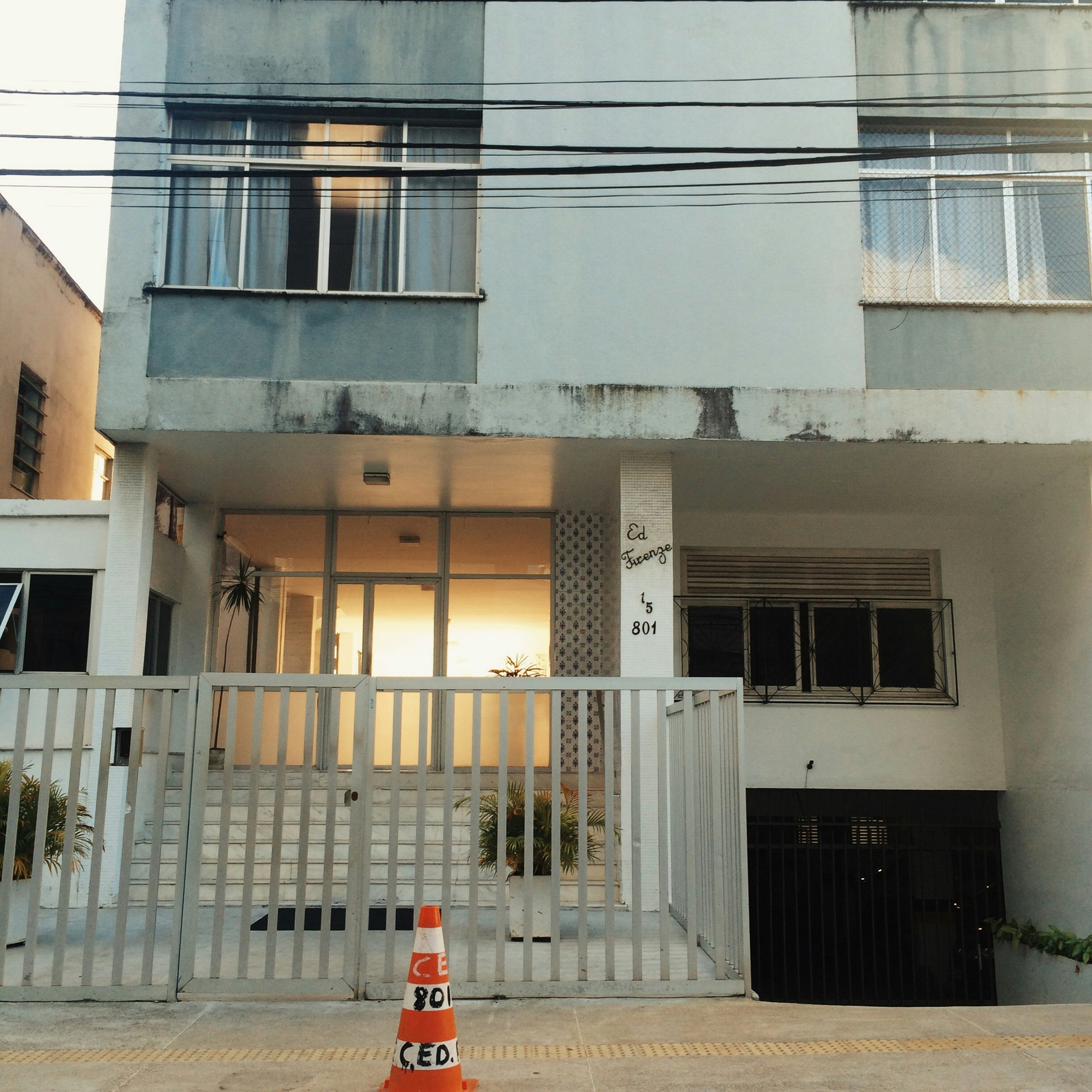 Free Unsplash photo from Louis Hequeva