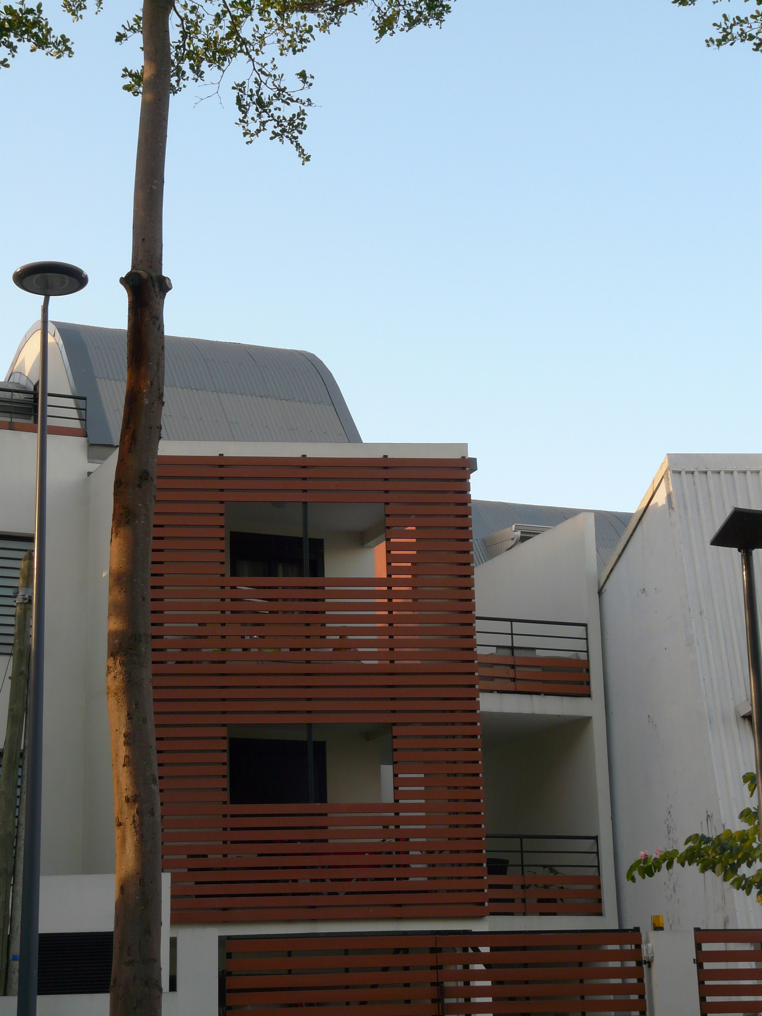 Free Unsplash photo from Robert Emmanuel