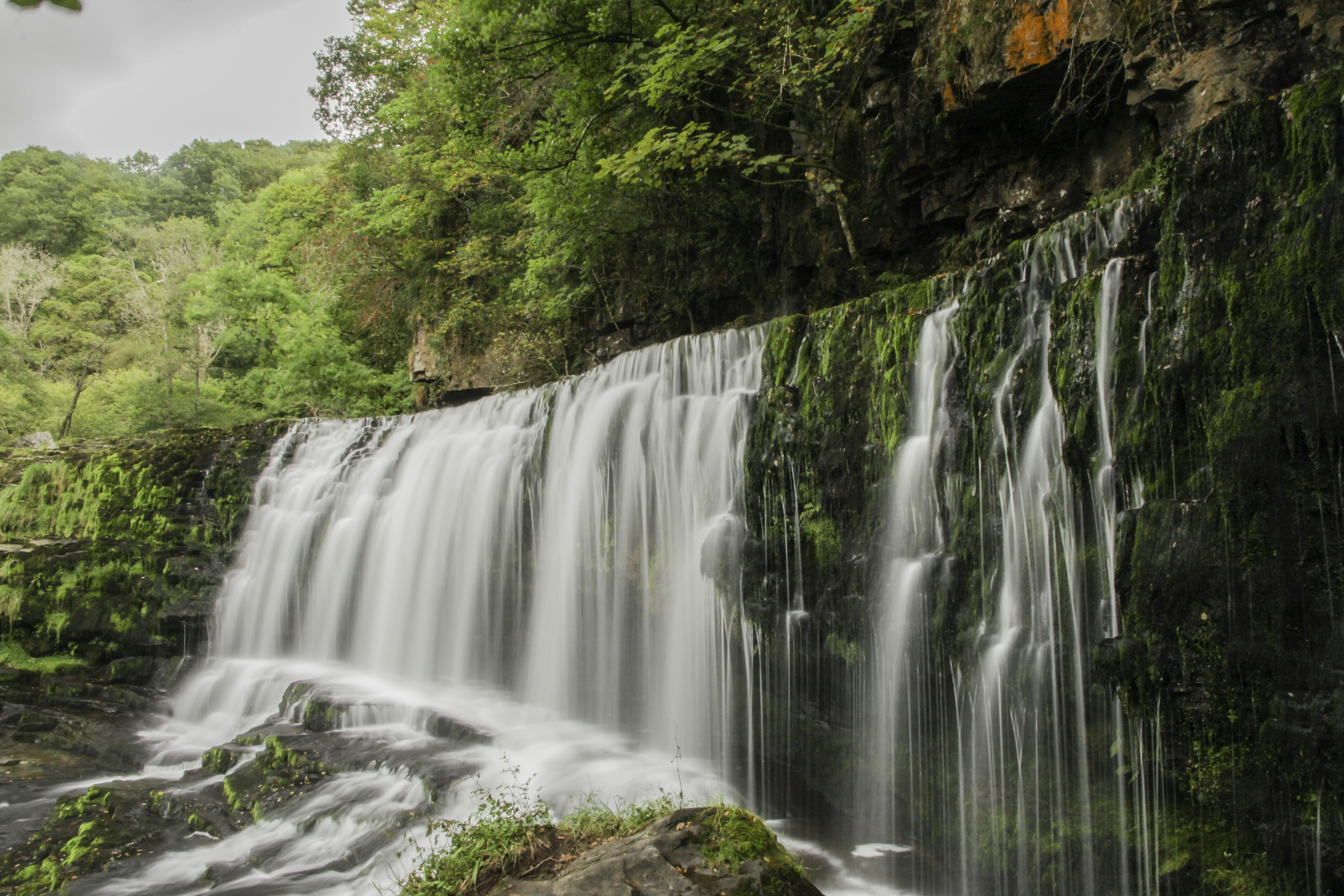 Free Unsplash photo from Alexander Edwards