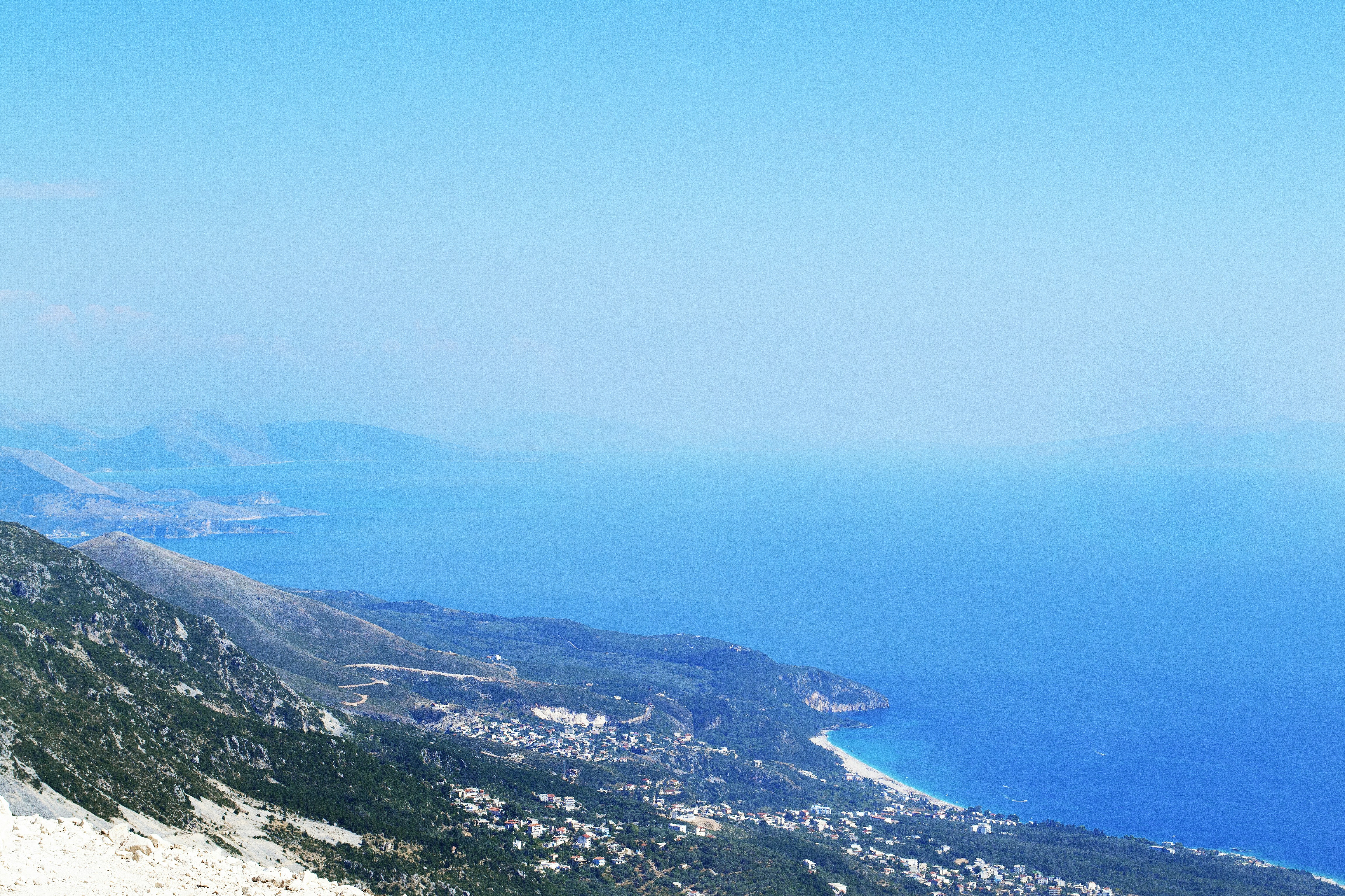 Free Unsplash photo from Arteida MjESHTRI