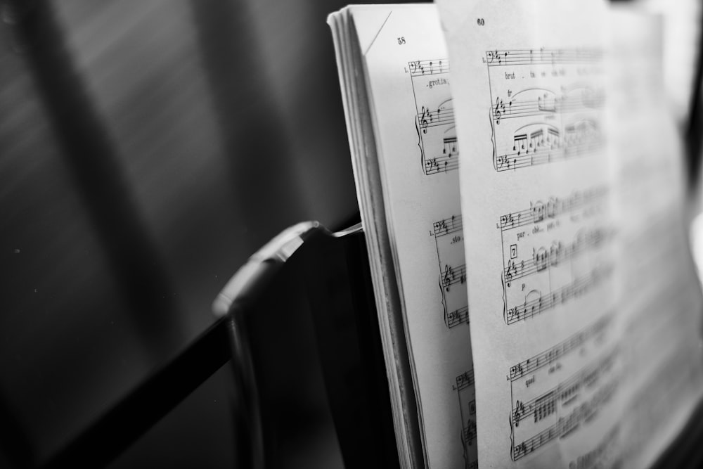 foto de closeup da partitura musical