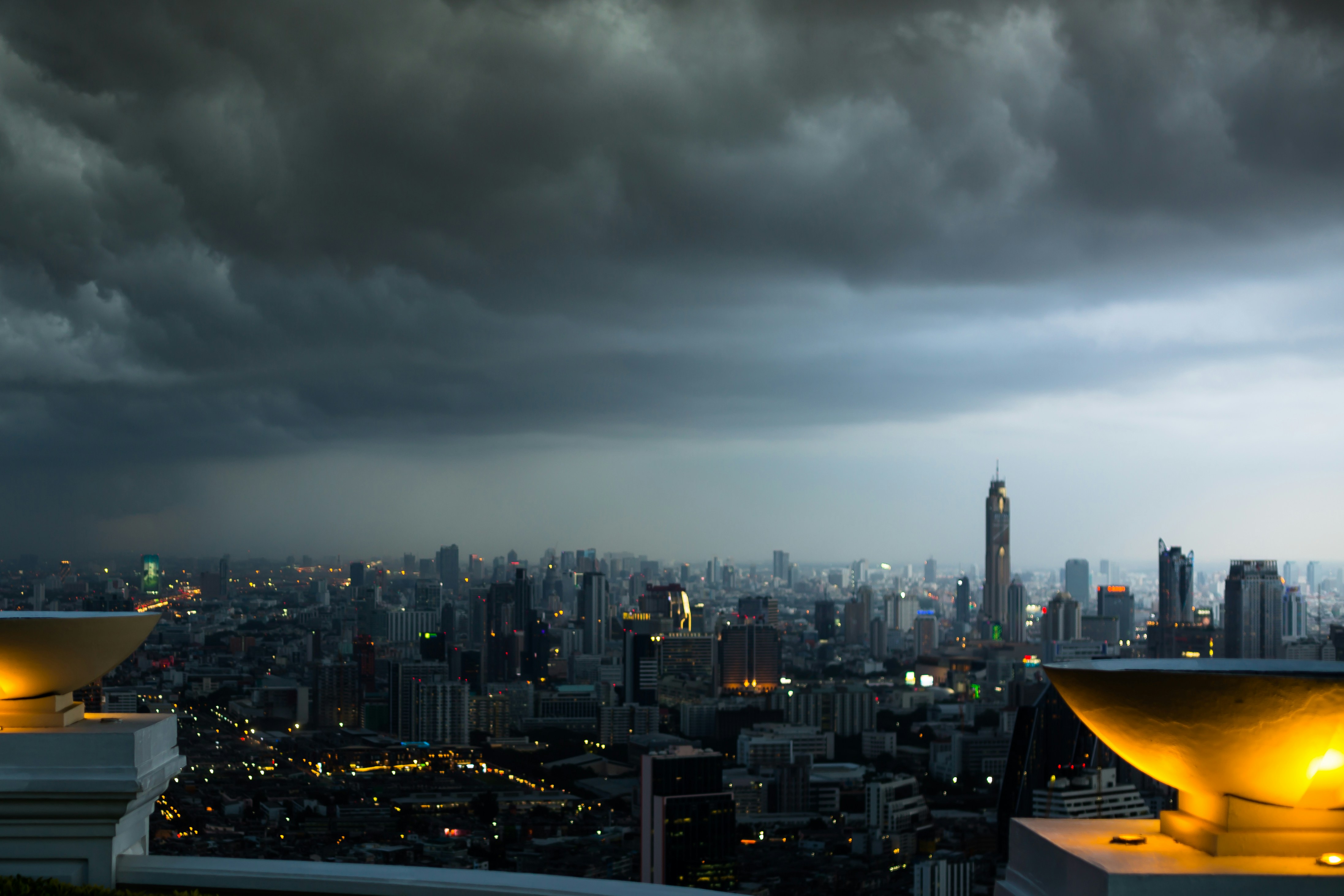 Free Unsplash photo from Lizzie Lock