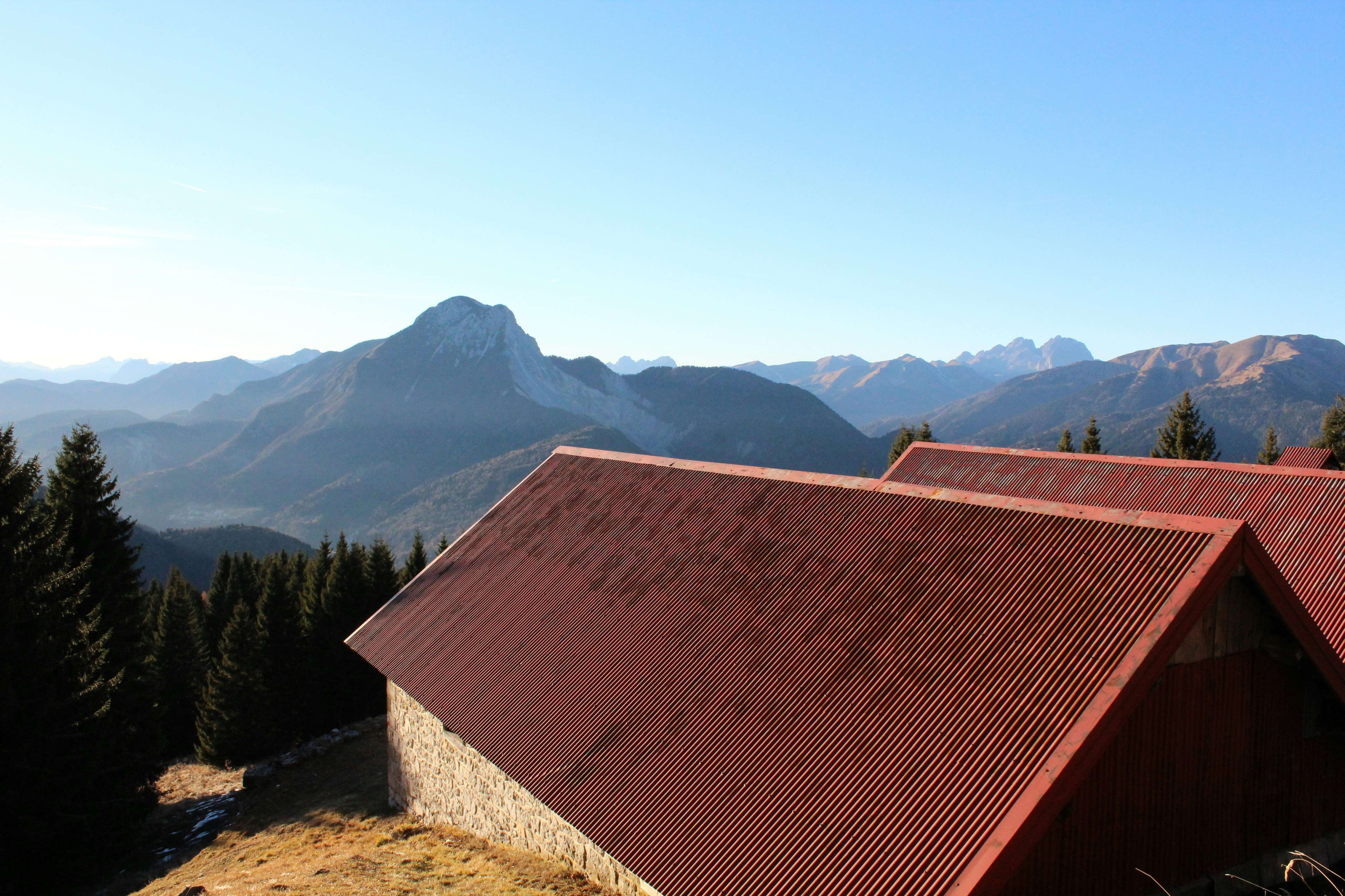 Free Unsplash photo from Luca Lius della Pietà