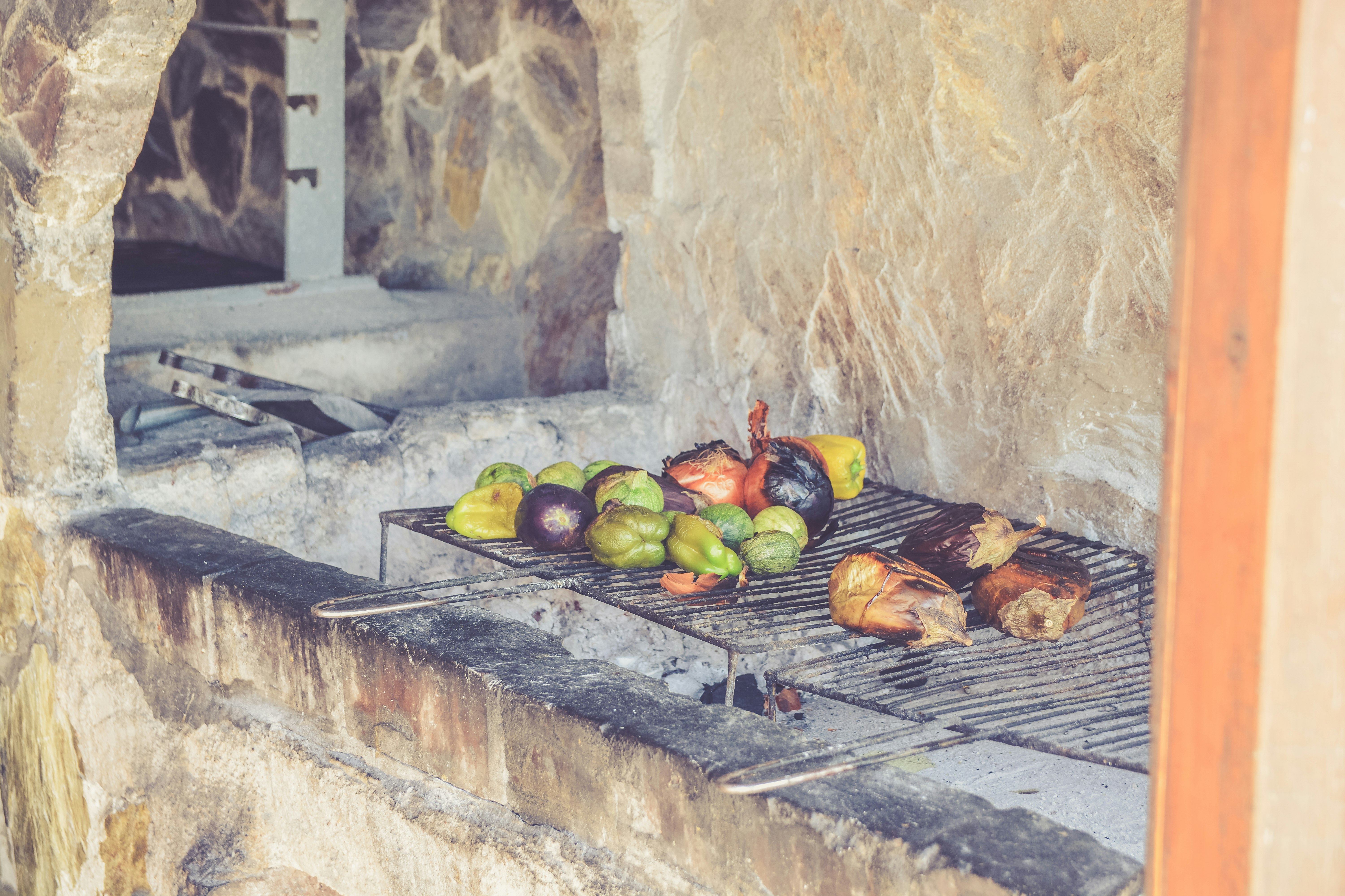 green and brown vegetable barbecue