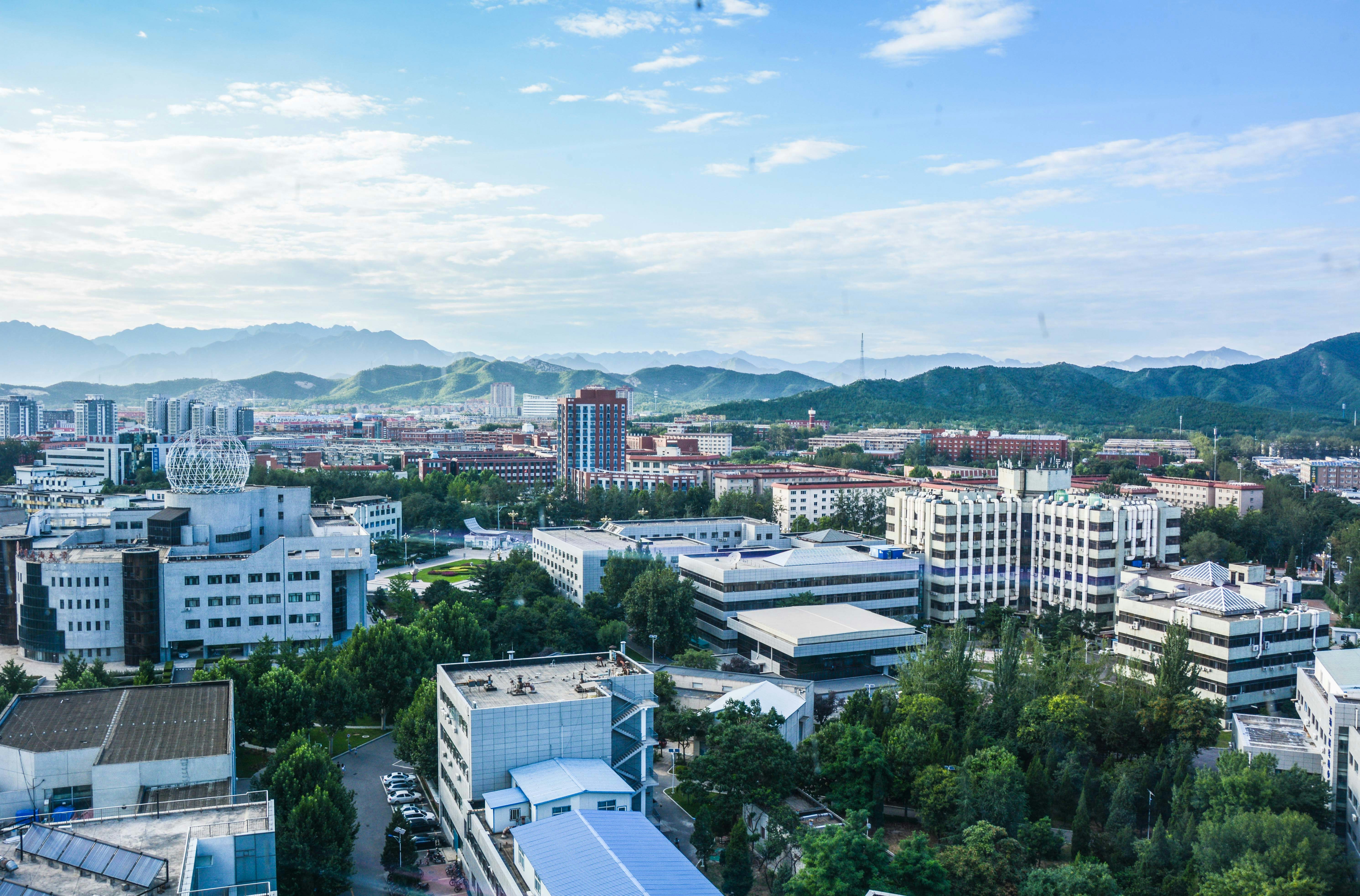 Free Unsplash photo from guangyu renchuan