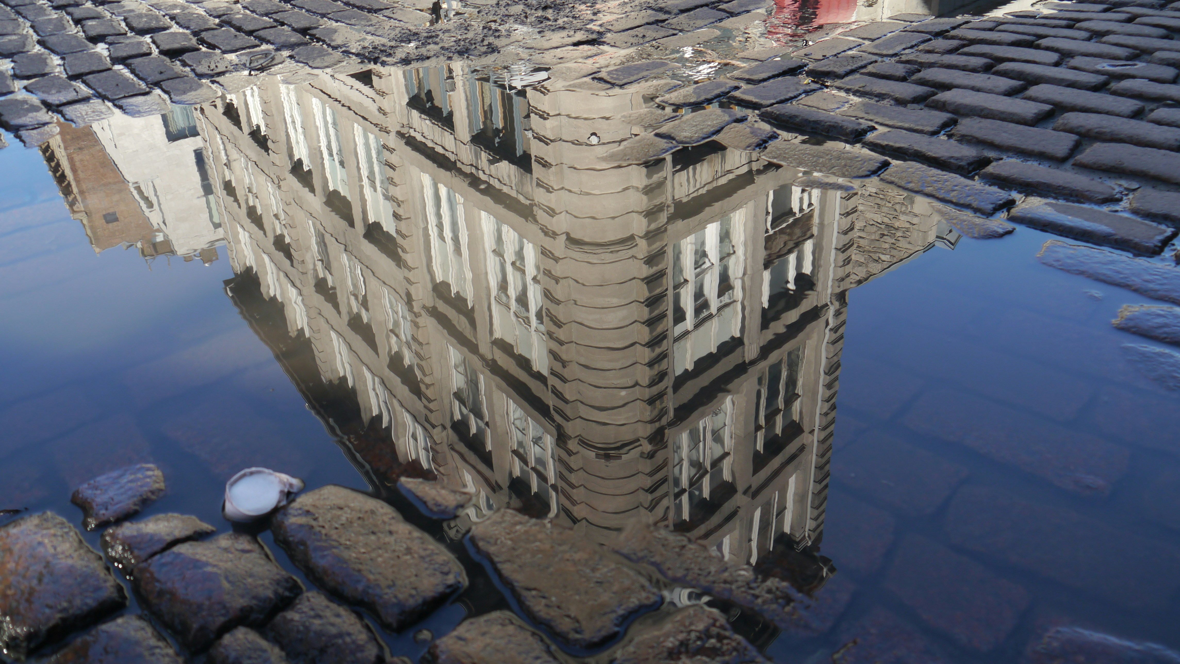 Free Unsplash photo from Hanna Loschacoff