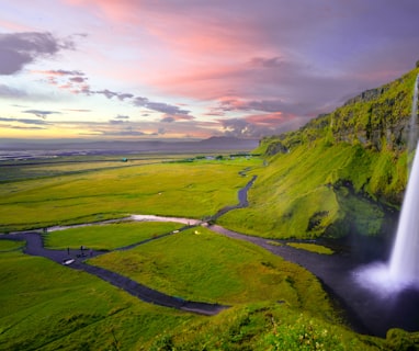 waterfalls at daytime