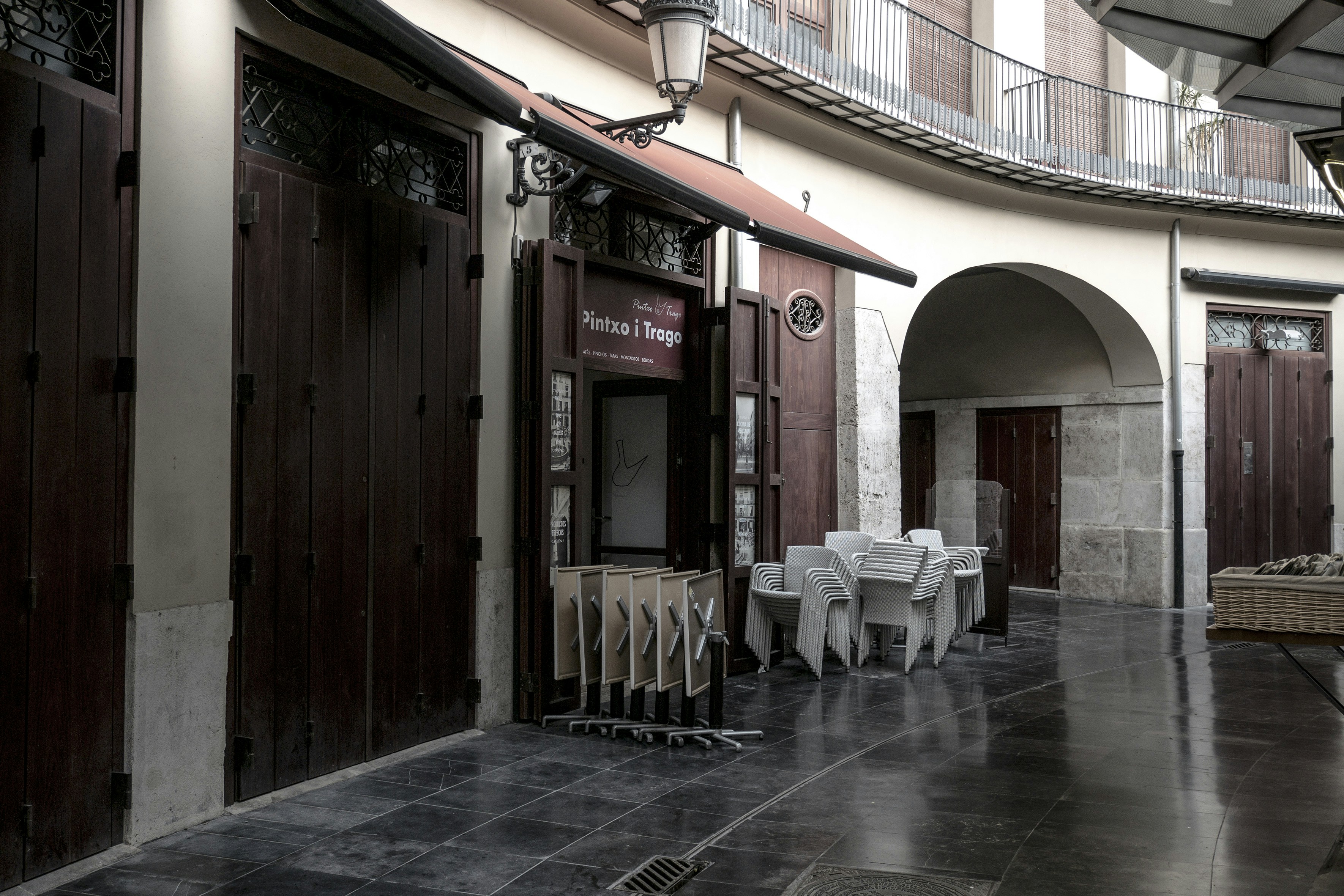 Free Unsplash photo from hugo saiz