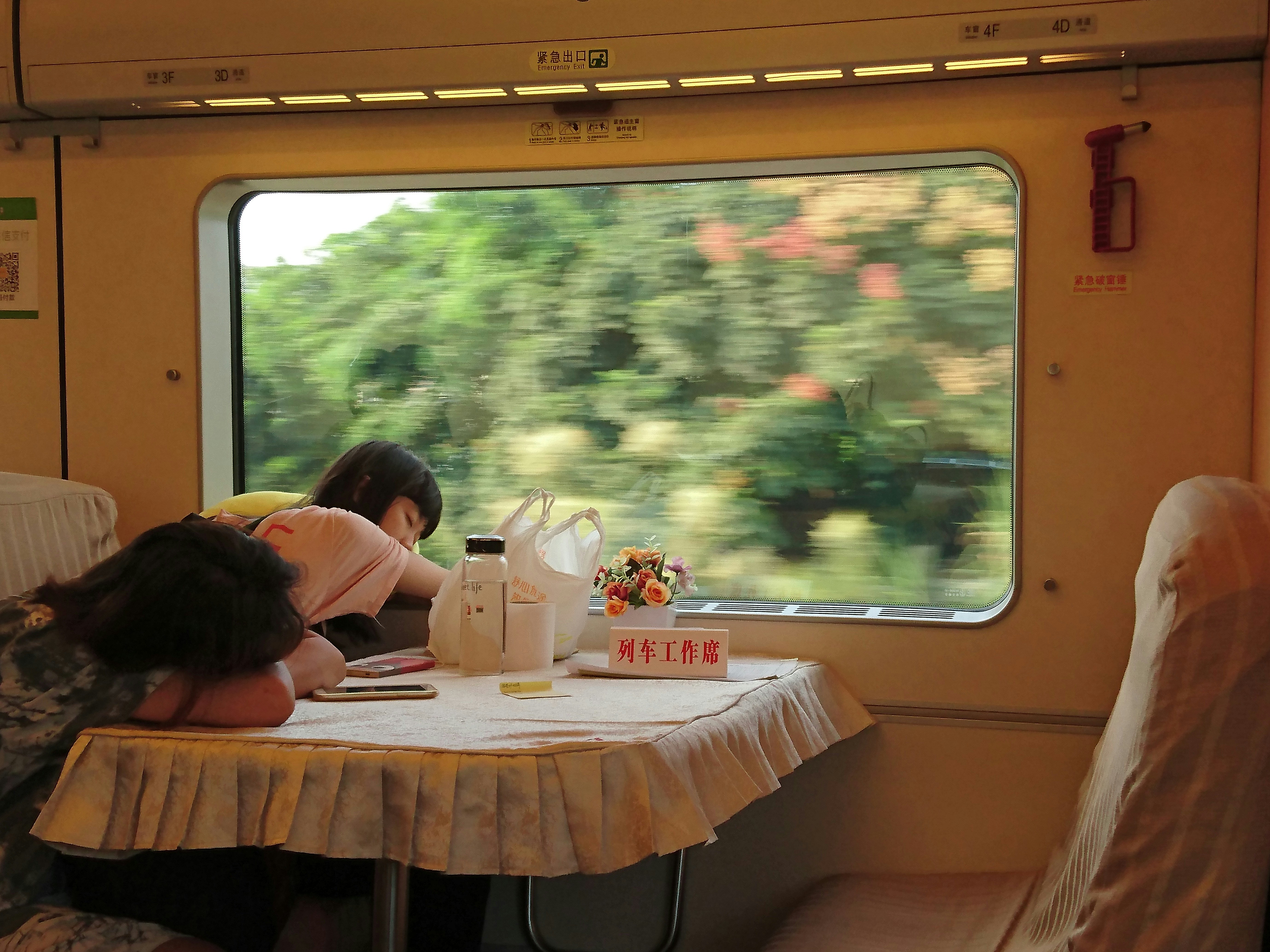 Free Unsplash photo from Azure Dean