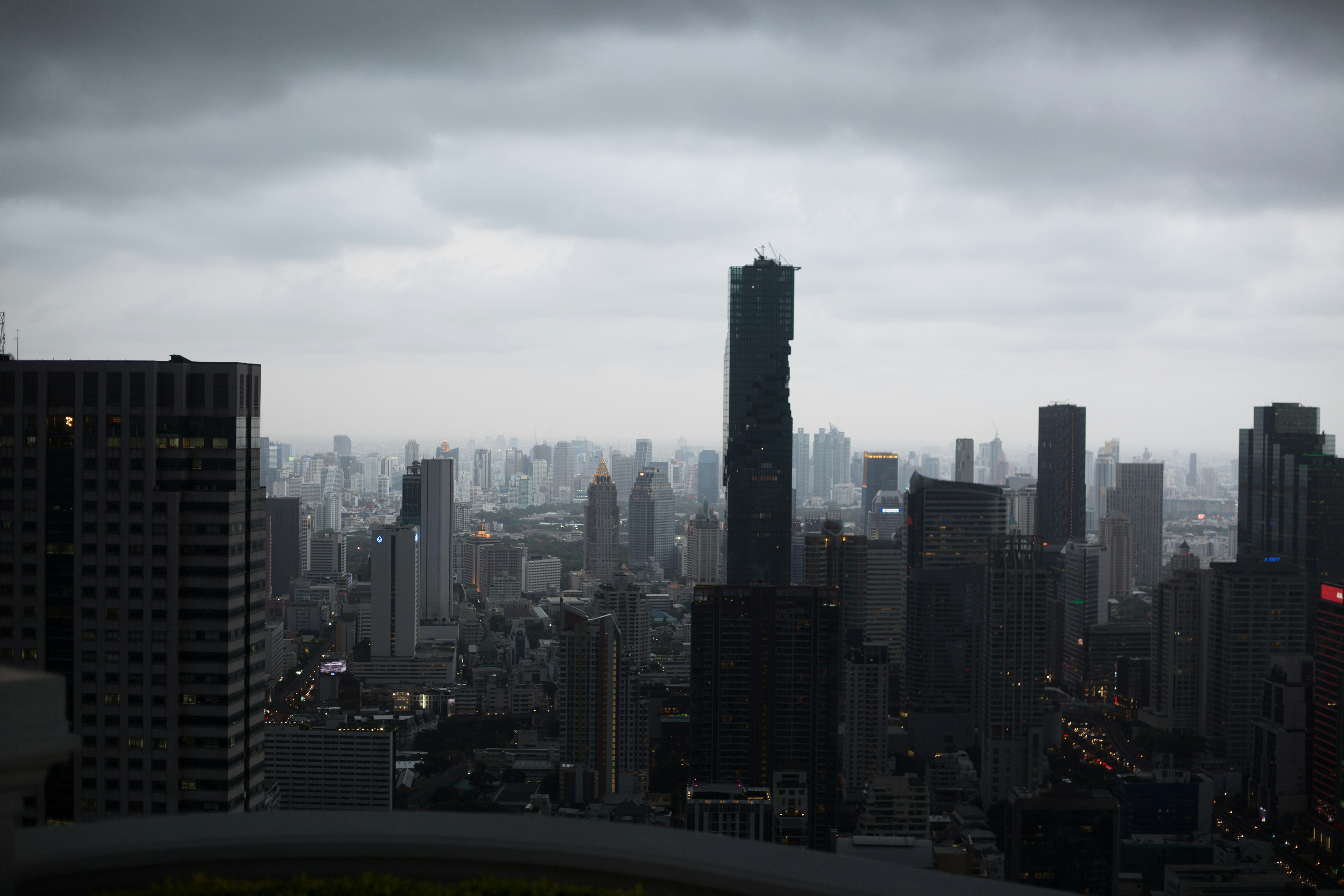 Free Unsplash photo from Lizzie Lock