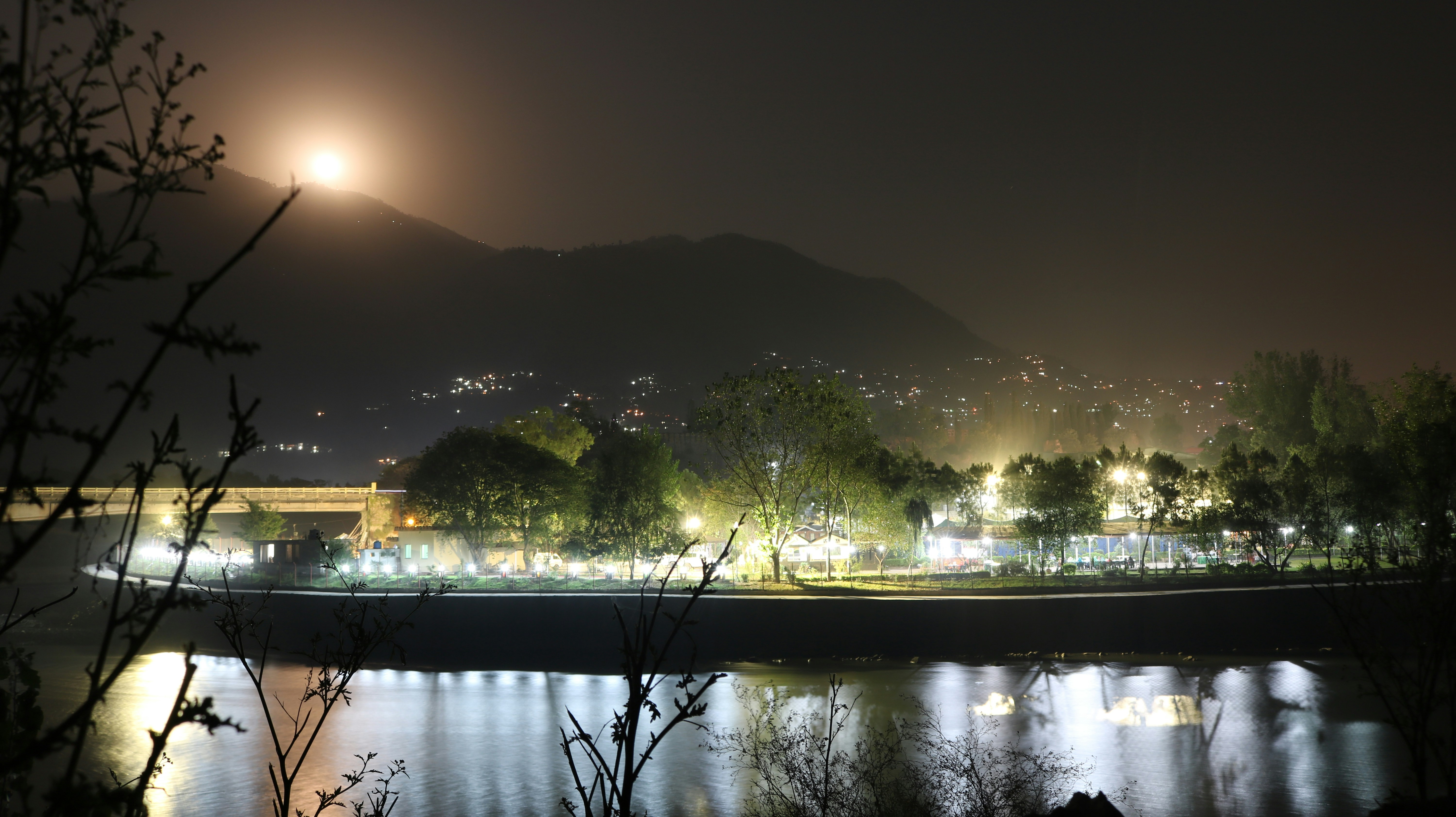 Free Unsplash photo from Saqib Shafiq