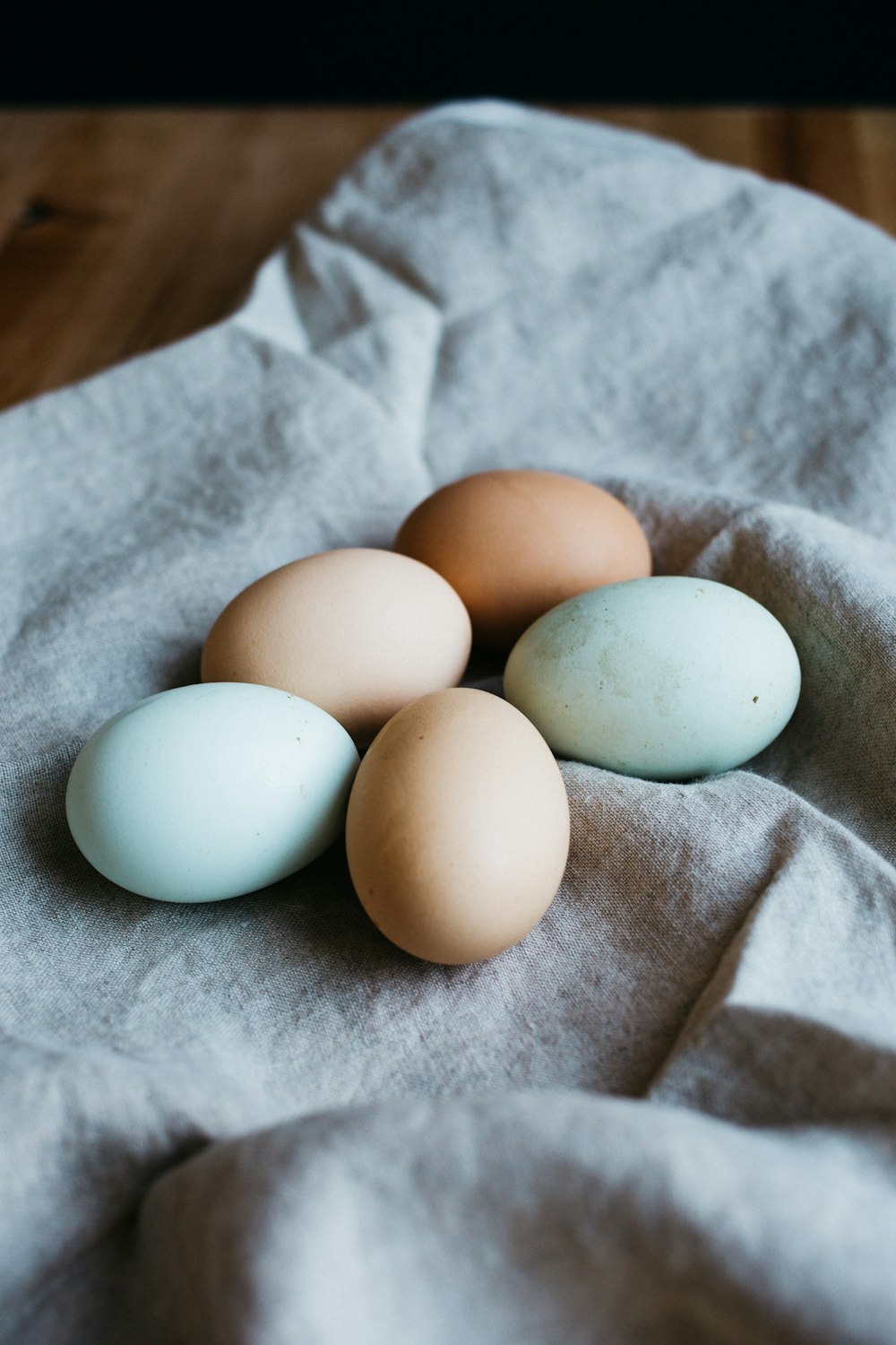 five broil eggs