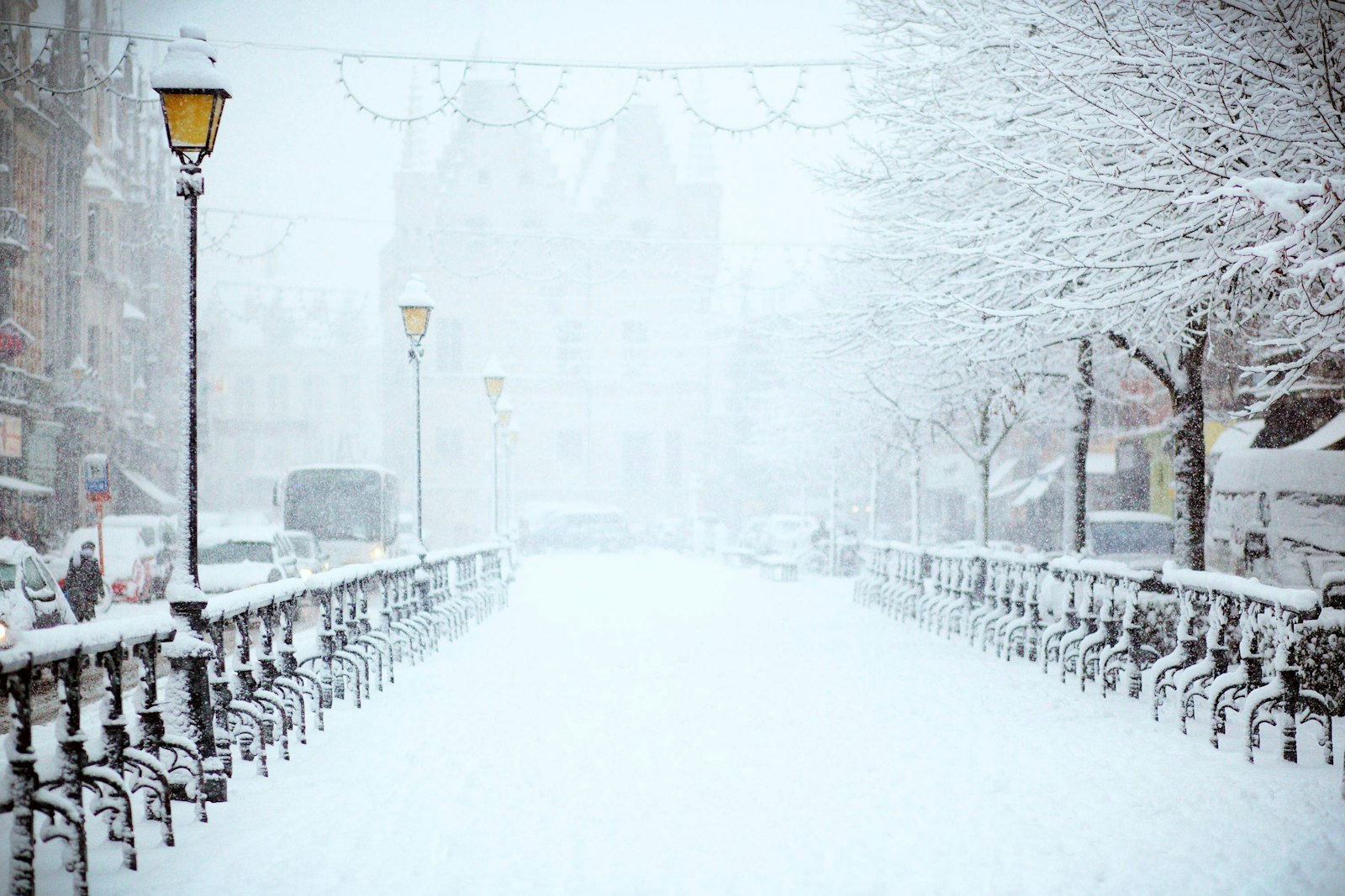 Canon EOS 5D Mark II + Canon EF 85mm F1.8 USM sample photo. Road covered by snow photography