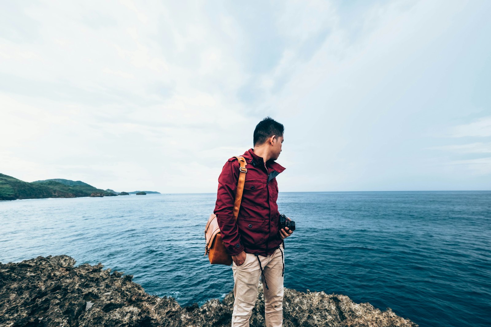 Fujifilm XF 10-24mm F4 R OIS sample photo. Man wearing red zip-up photography