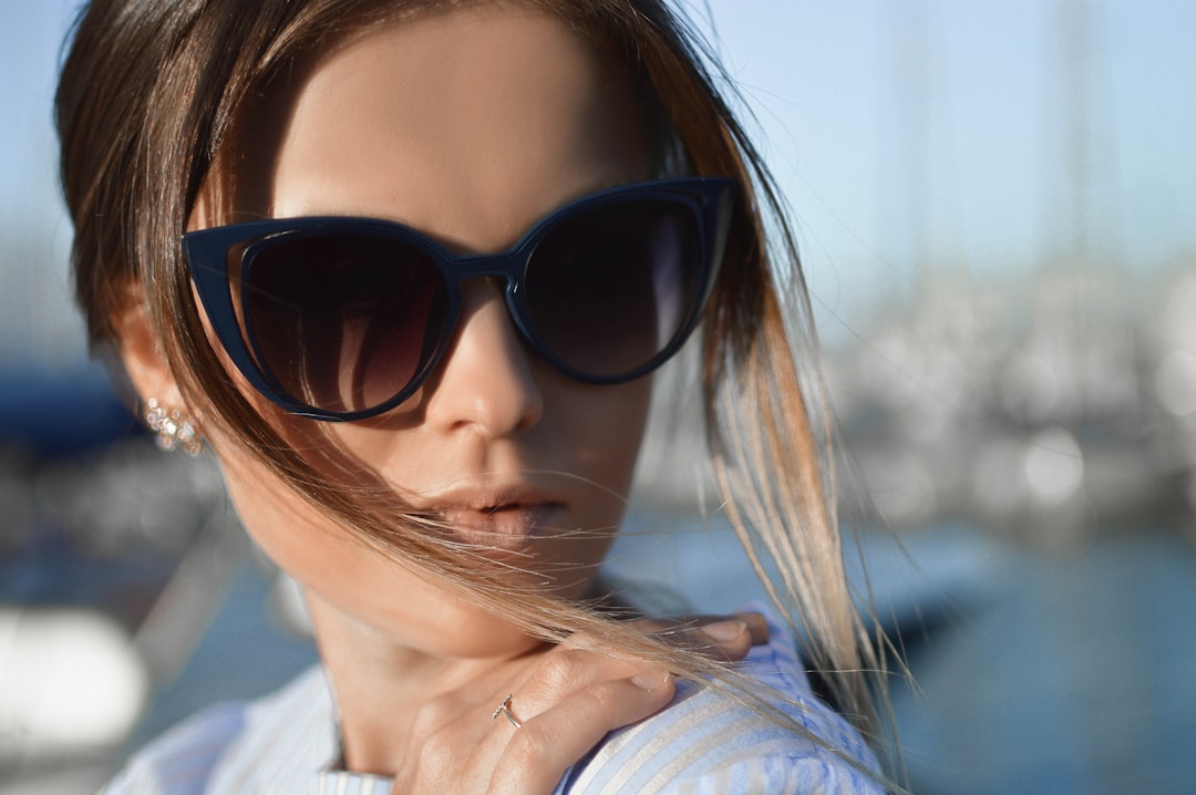 selective focus photography of woman